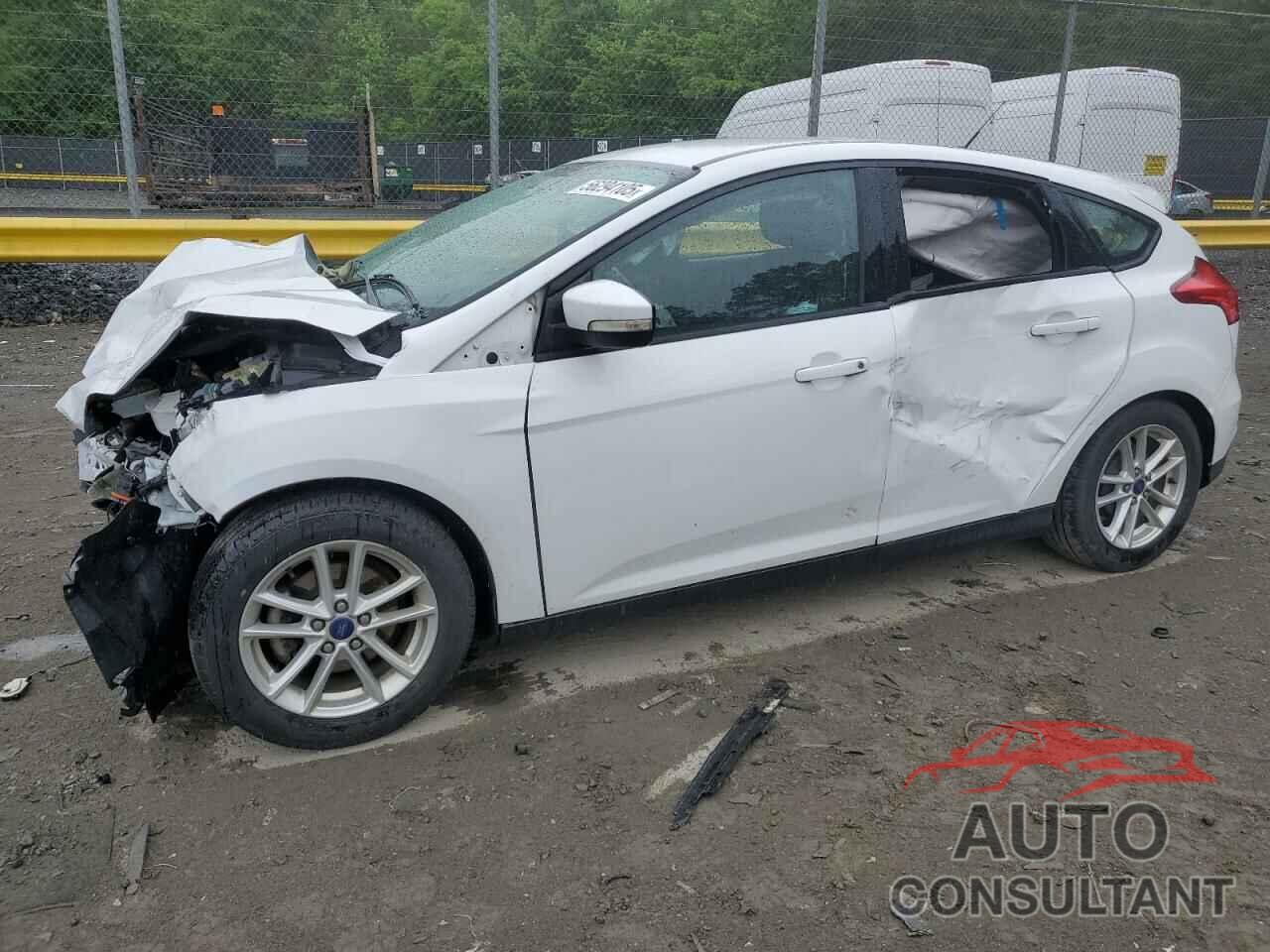 FORD FOCUS 2016 - 1FADP3K22GL400735