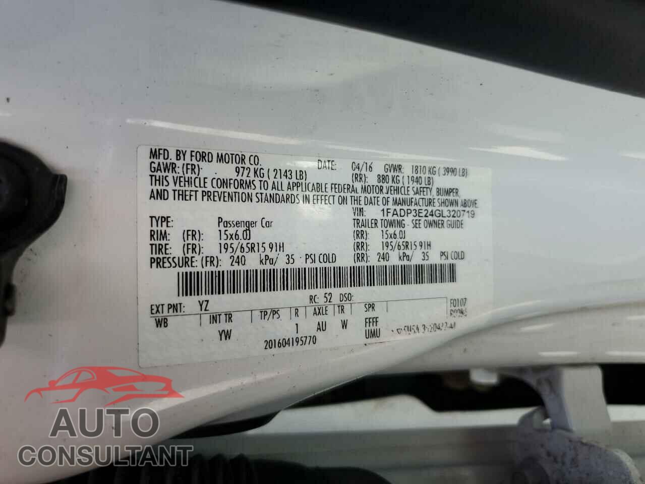 FORD FOCUS 2016 - 1FADP3E24GL320719