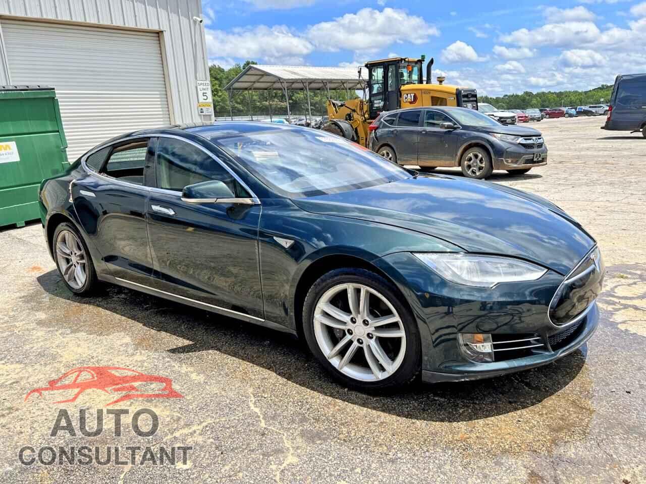 TESLA MODEL S 2013 - 5YJSA1AC1DFP10732