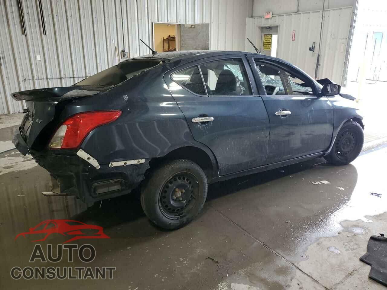 NISSAN VERSA 2017 - 3N1CN7AP7HL842418