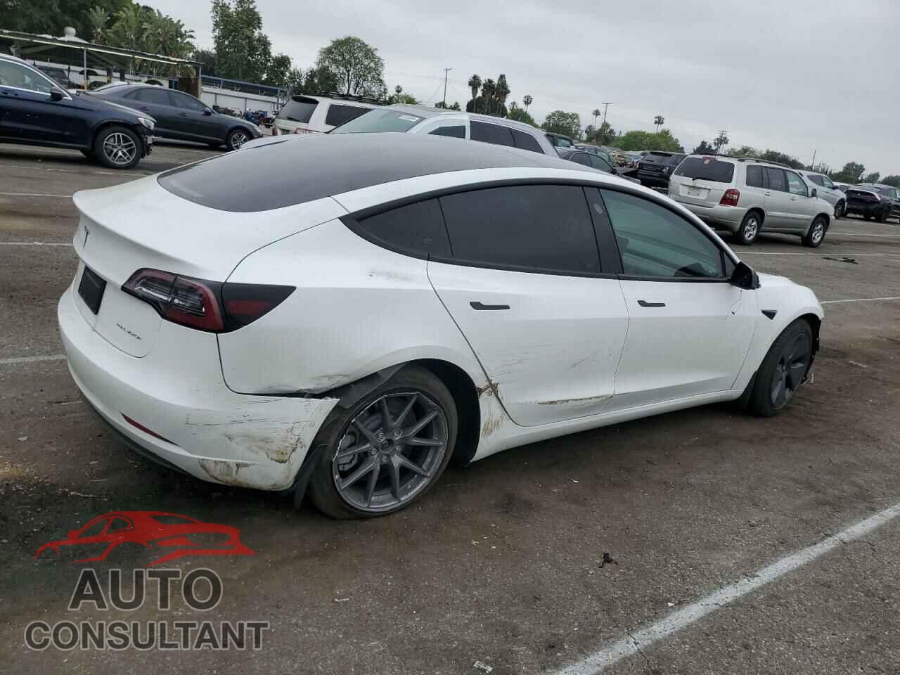 TESLA MODEL 3 2022 - 5YJ3E1EB7NF245014