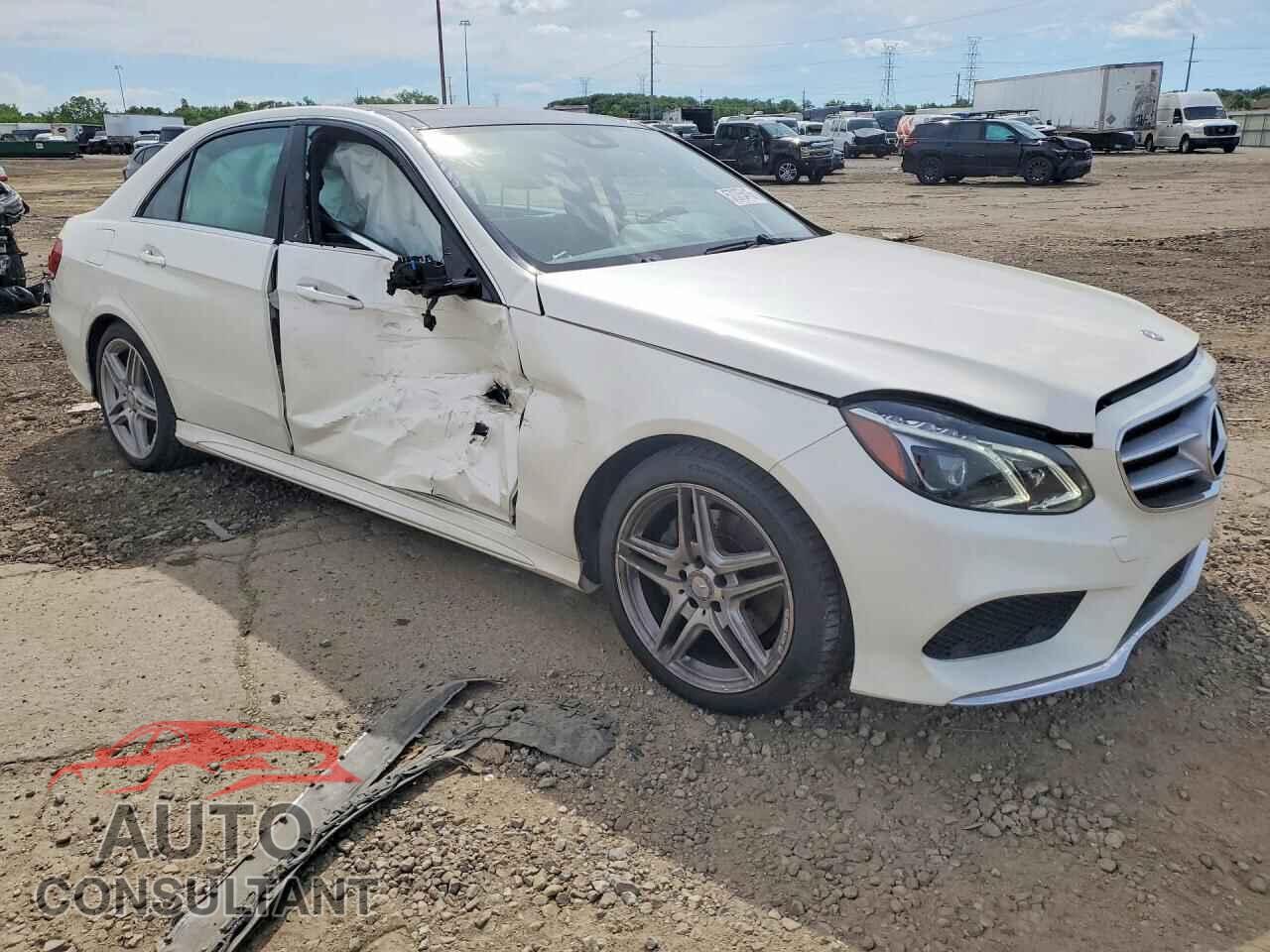 MERCEDES-BENZ E-CLASS 2014 - WDDHF8JB9EA815109