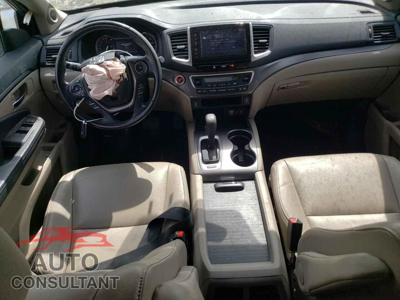 HONDA PILOT 2017 - 5FNYF6H56HB053979