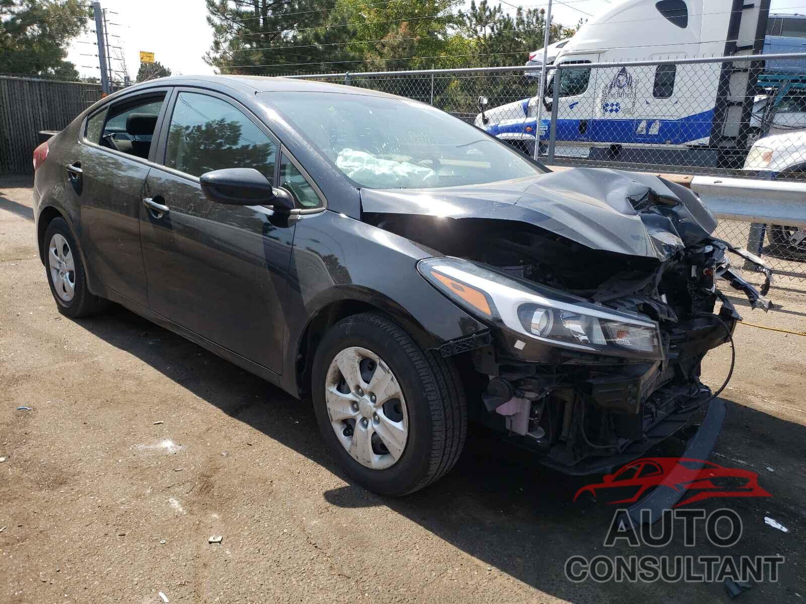 KIA FORTE 2018 - 3KPFK4A71JE227388