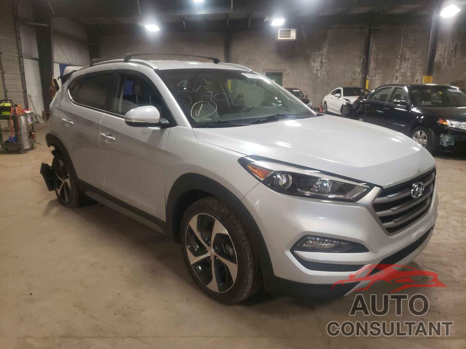 HYUNDAI TUCSON 2017 - KM8J3CA25HU293102