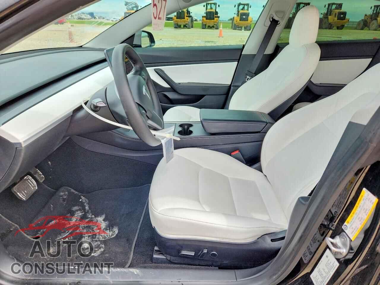 TESLA MODEL 3 2021 - 5YJ3E1EA6MF921619