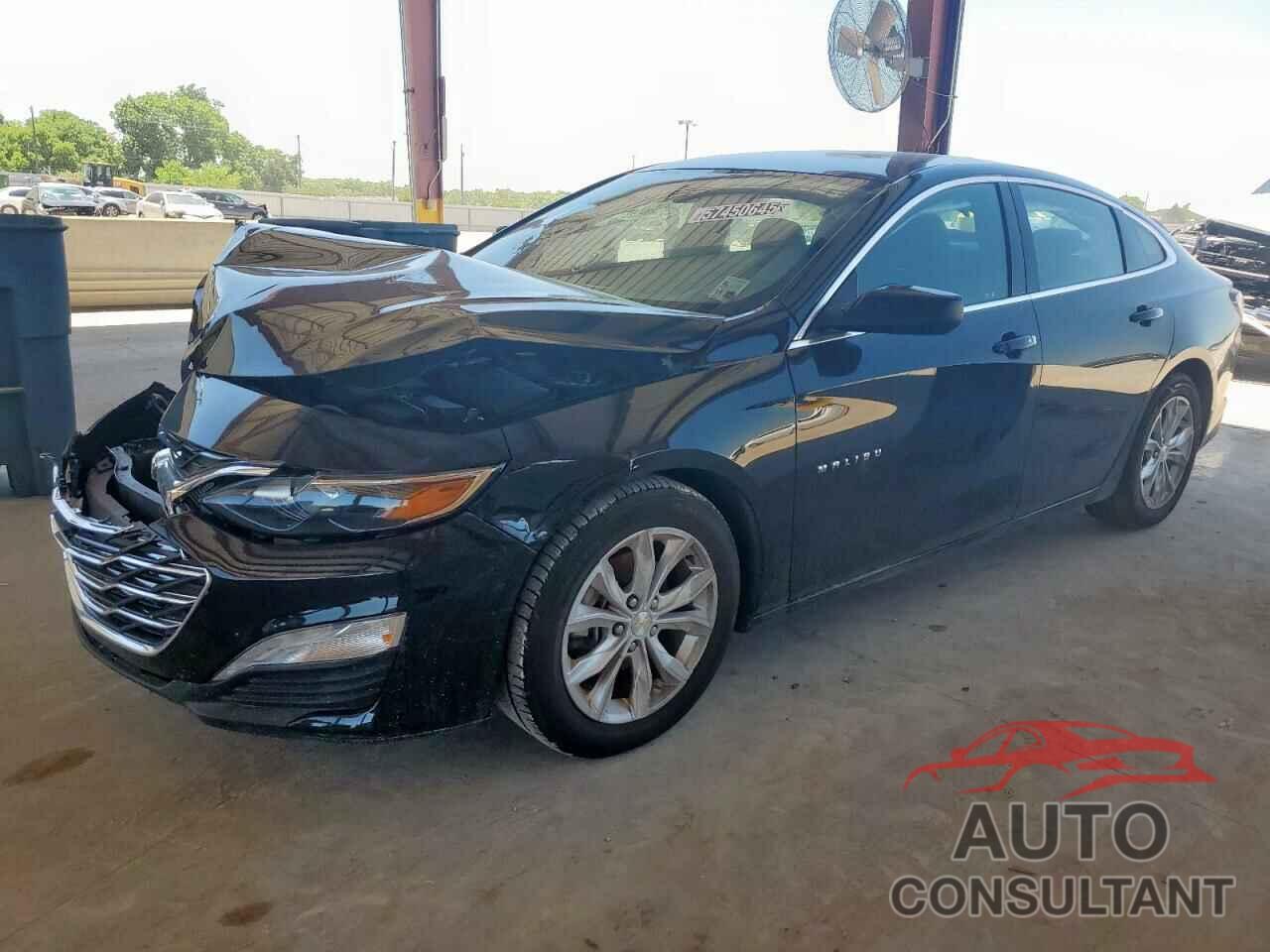 CHEVROLET MALIBU 2022 - 1G1ZD5ST2NF162841