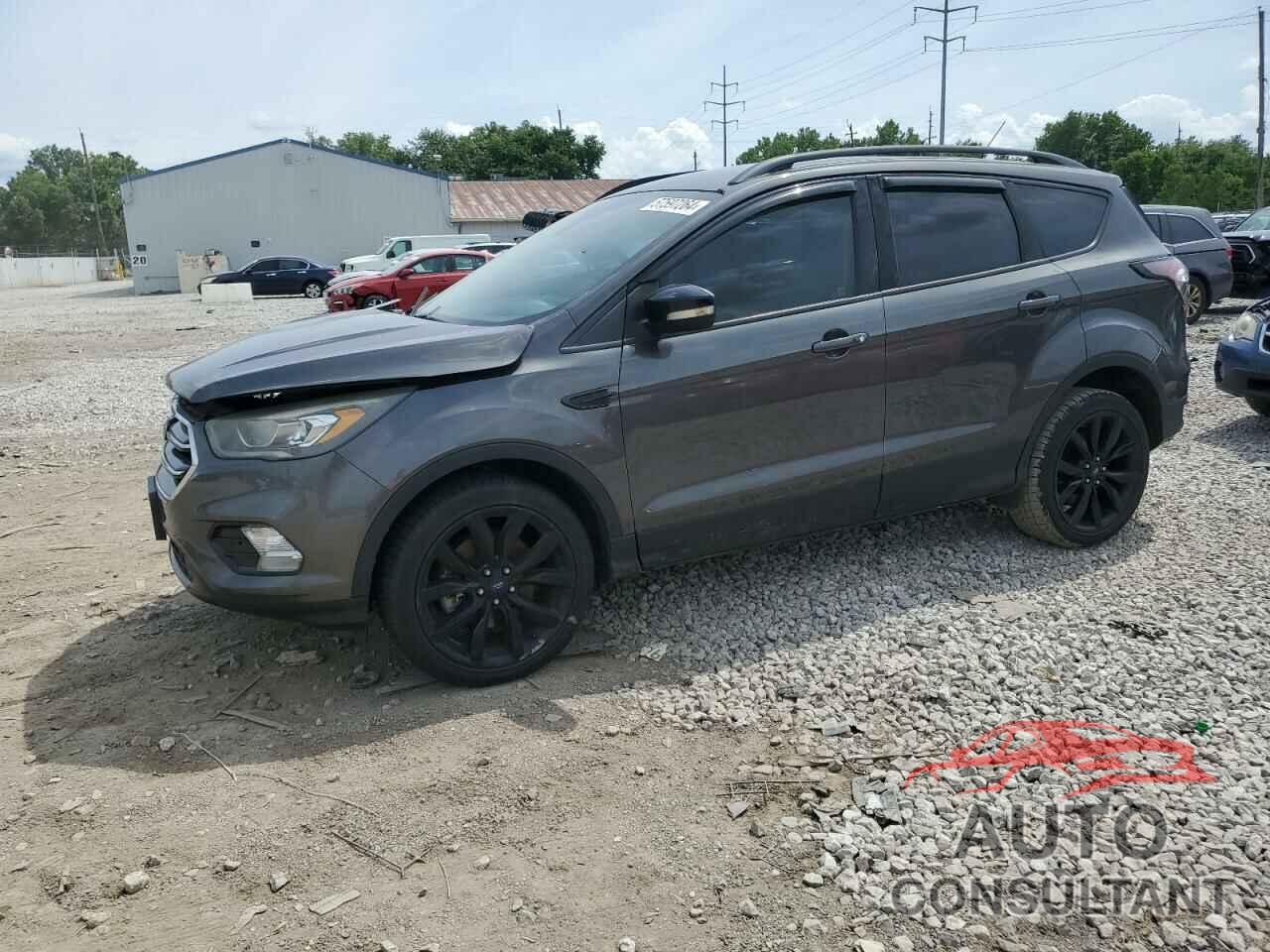 FORD ESCAPE 2017 - 1FMCU9J97HUD60241