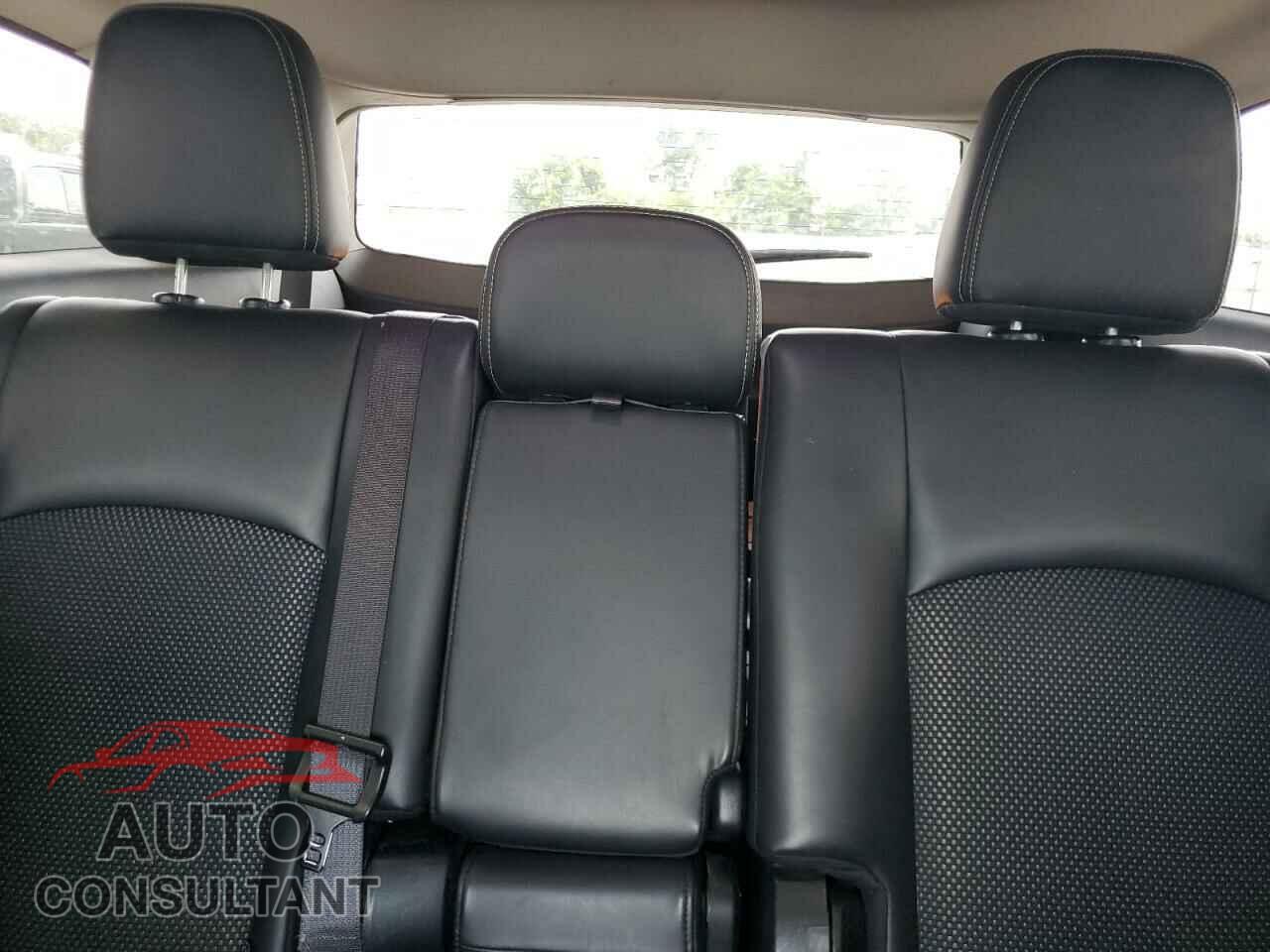 DODGE JOURNEY 2017 - 3C4PDCGG6HT706105