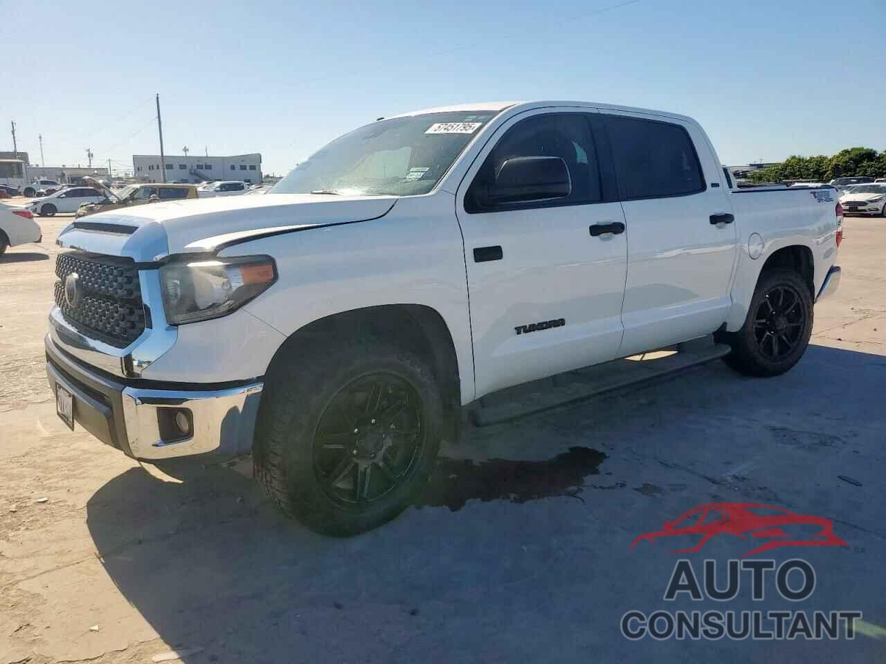 TOYOTA TUNDRA 2019 - 5TFDW5F13KX842810
