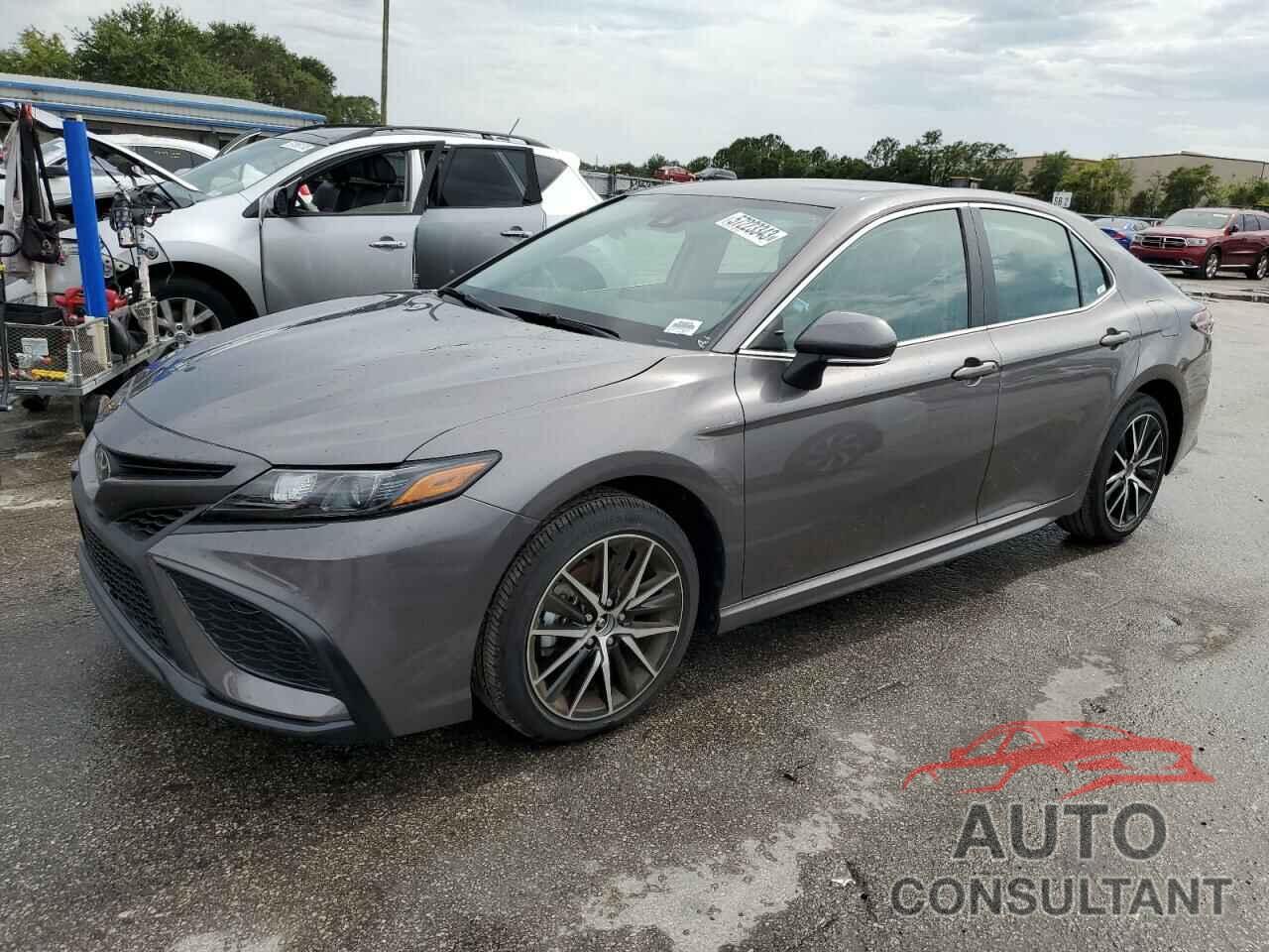TOYOTA CAMRY 2023 - 4T1G11AK4PU102112