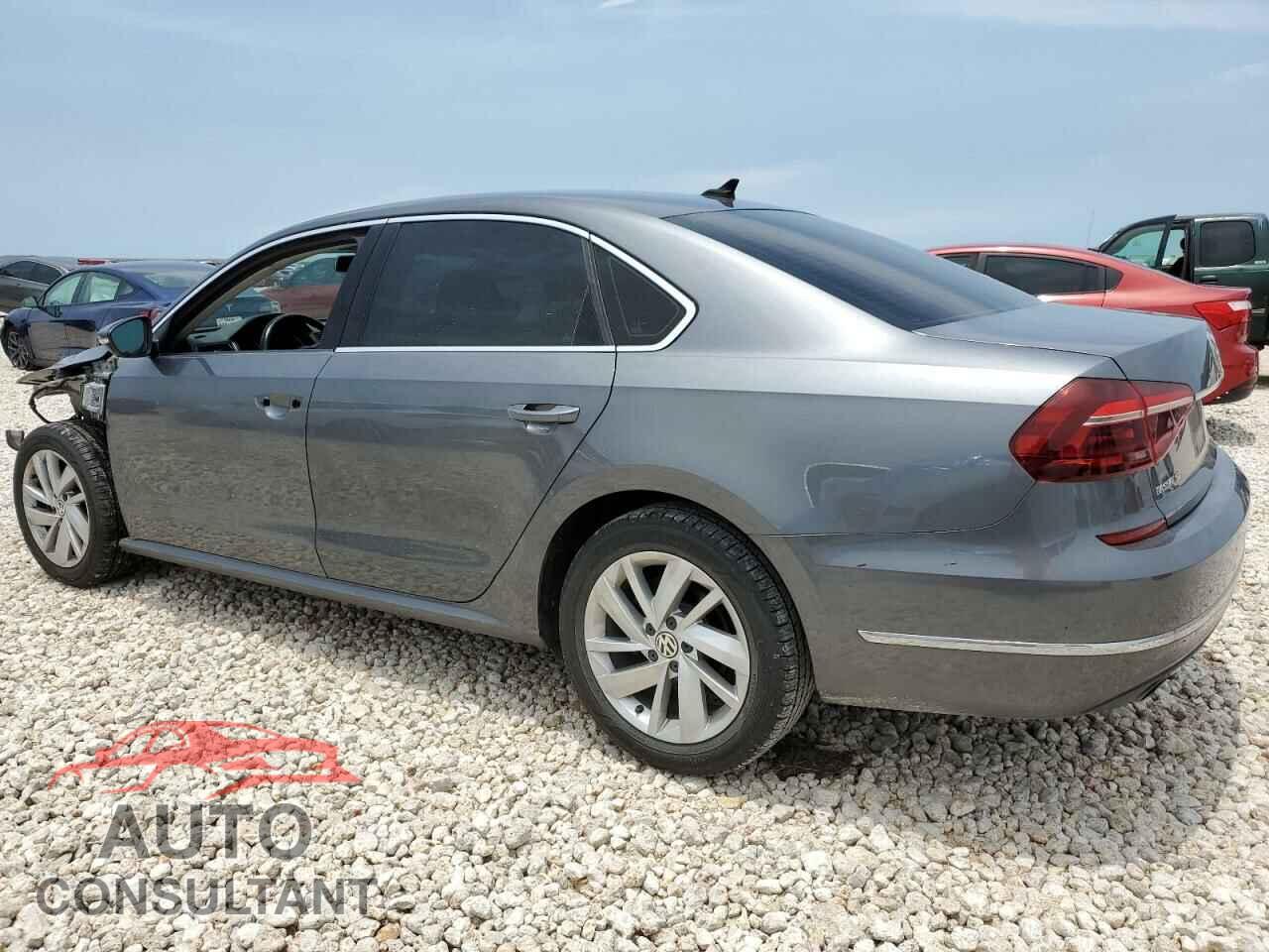 VOLKSWAGEN PASSAT 2018 - 1VWBA7A35JC003061