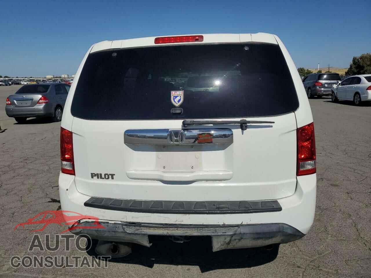 HONDA PILOT 2013 - 5FNYF3H22DB018418