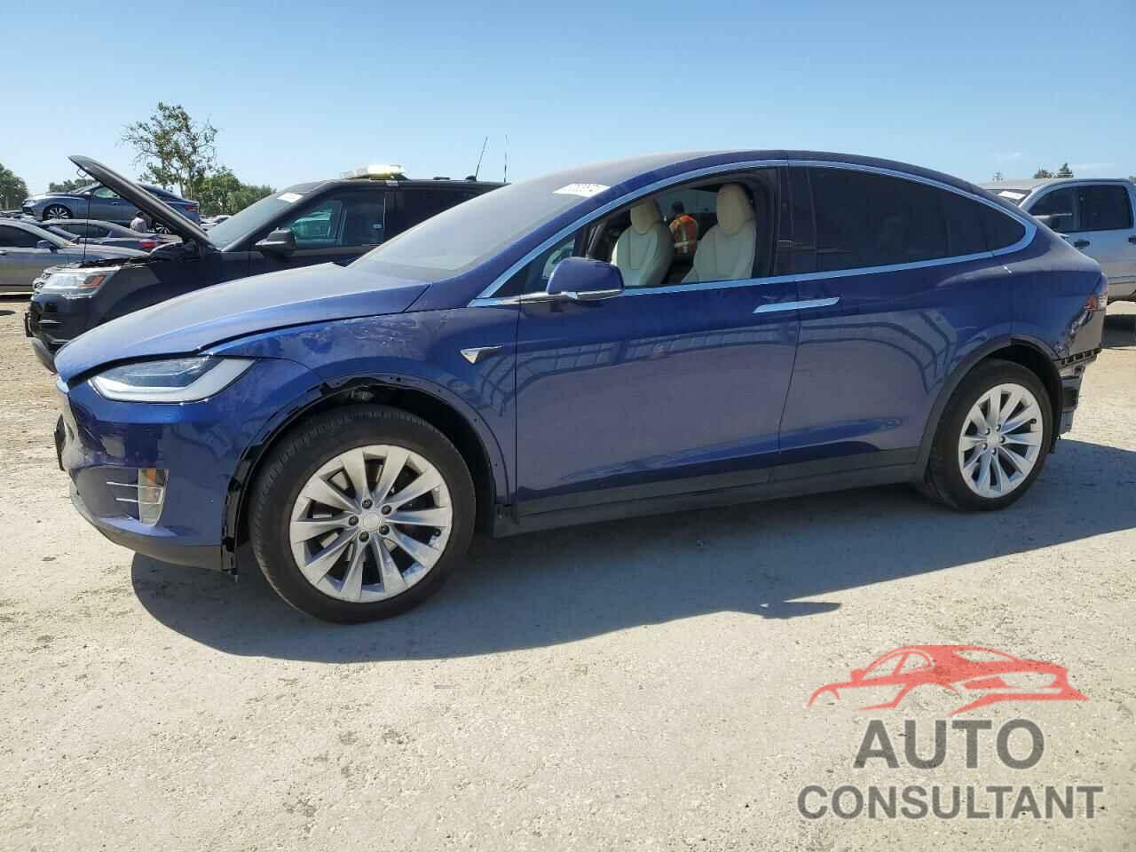 TESLA MODEL X 2020 - 5YJXCBE29LF297996