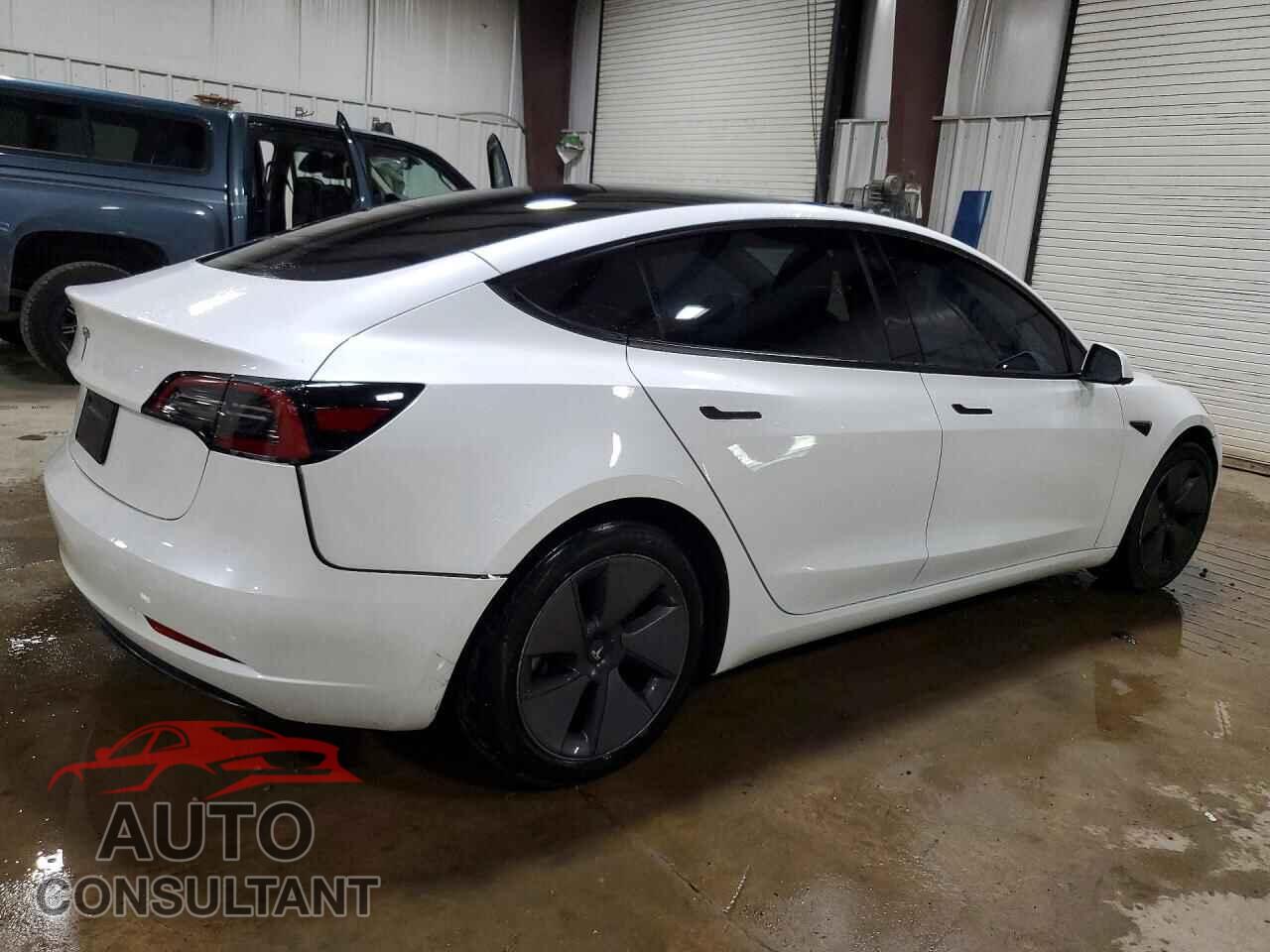 TESLA MODEL 3 2023 - 5YJ3E1EAXPF618217