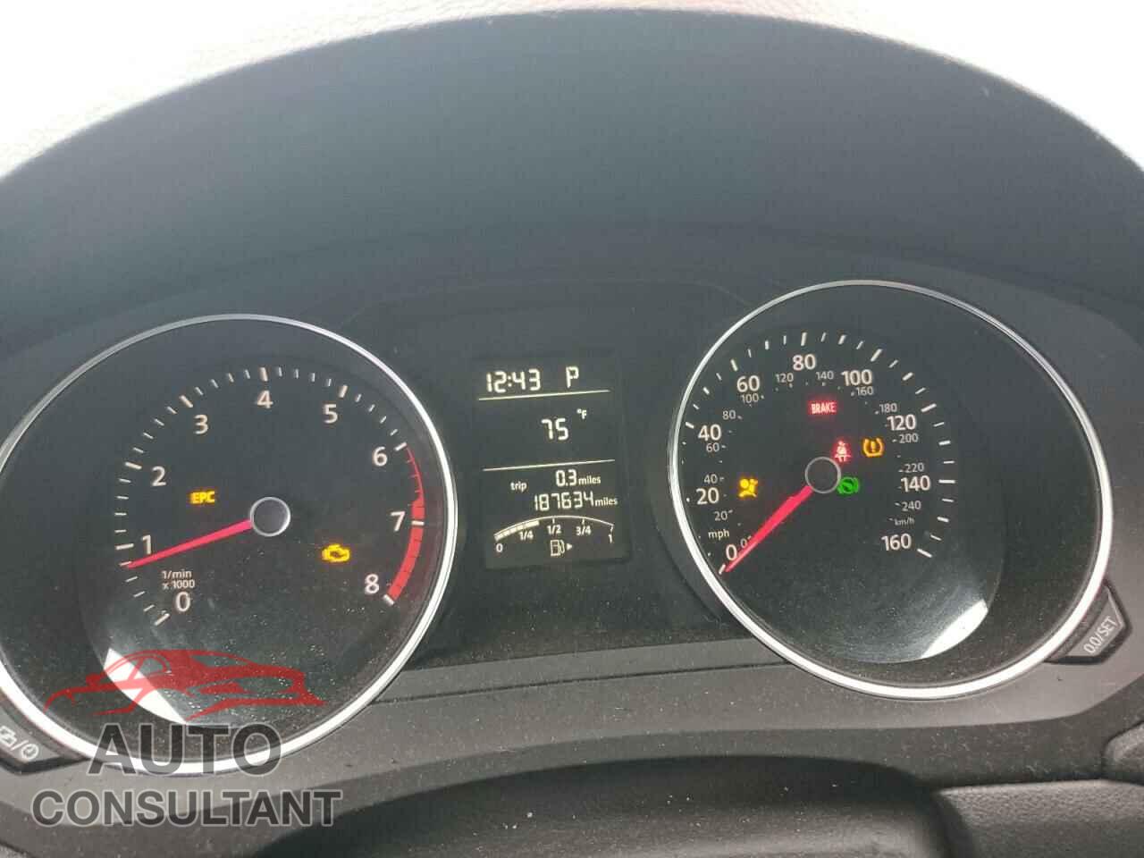 VOLKSWAGEN JETTA 2017 - 3VW2B7AJ7HM320733