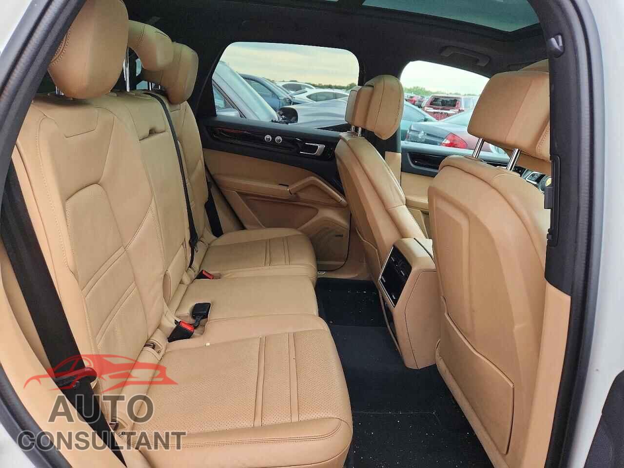 PORSCHE CAYENNE 2021 - WP1AE2AY1MDA24231