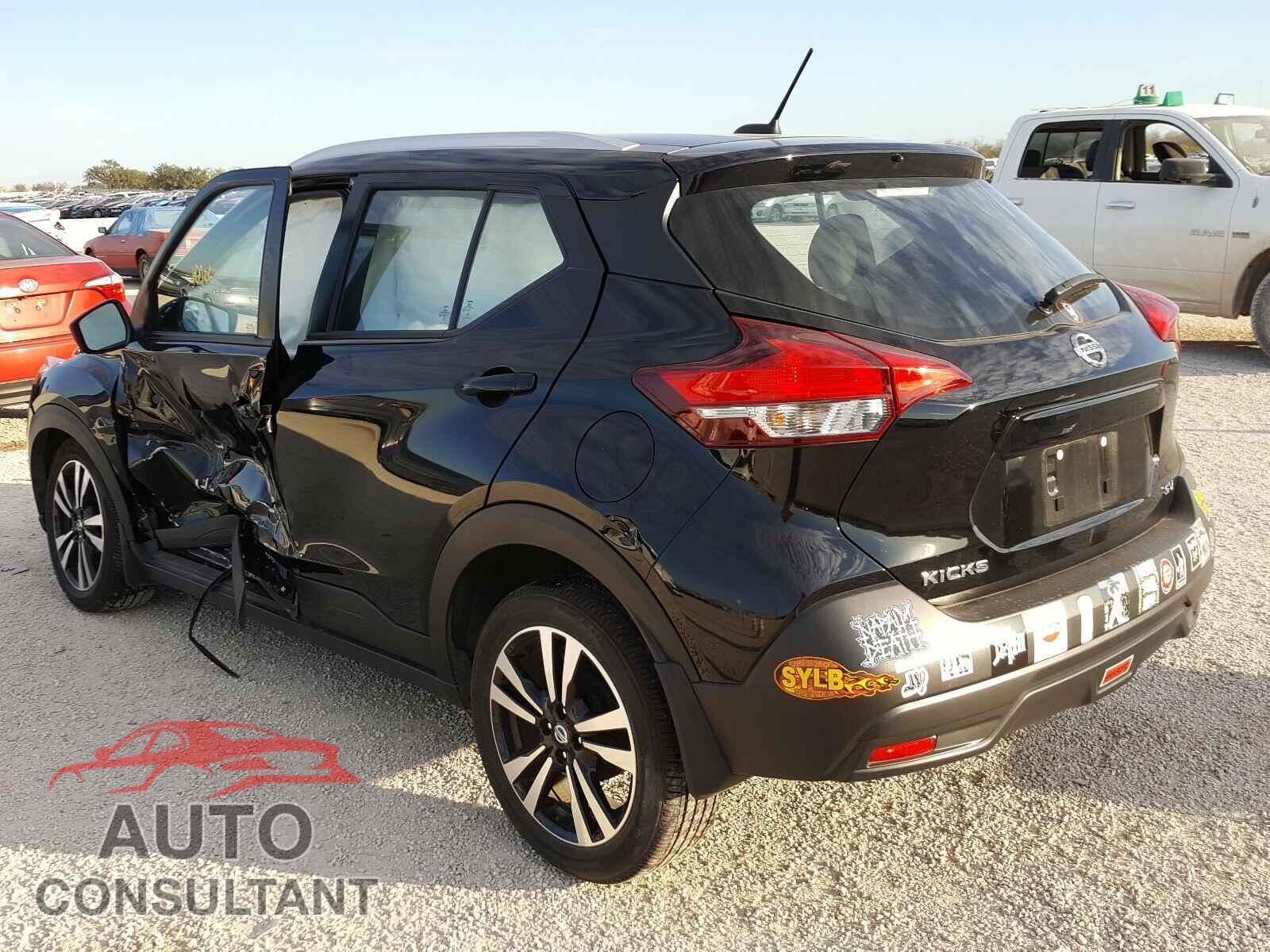 NISSAN KICKS 2019 - 3N1CP5CU3KL557854