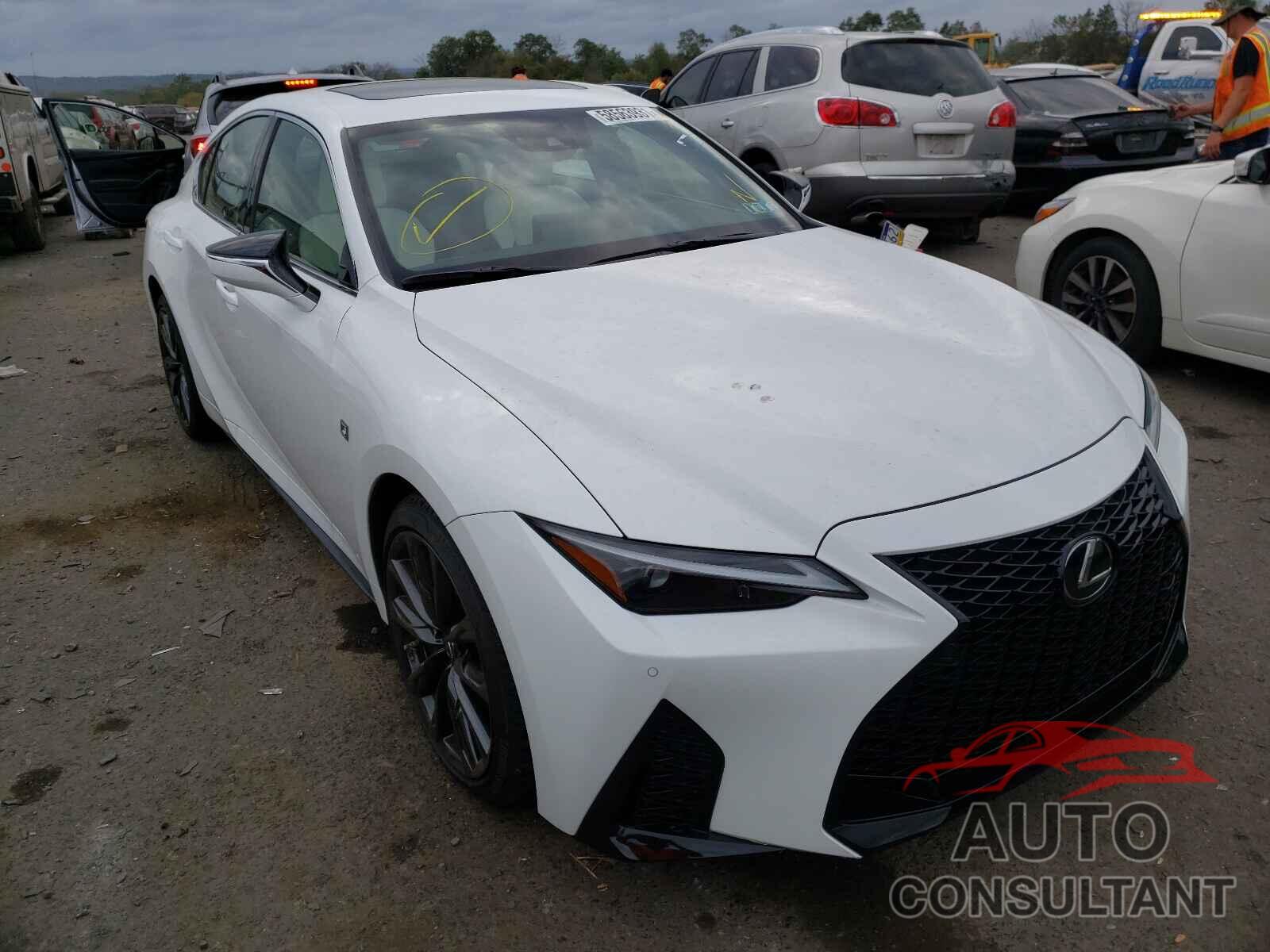 LEXUS IS 2021 - JTHGZ1E28M5021805