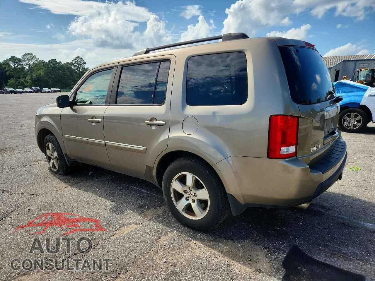 HONDA PILOT 2011 - 5FNYF3H56BB033138