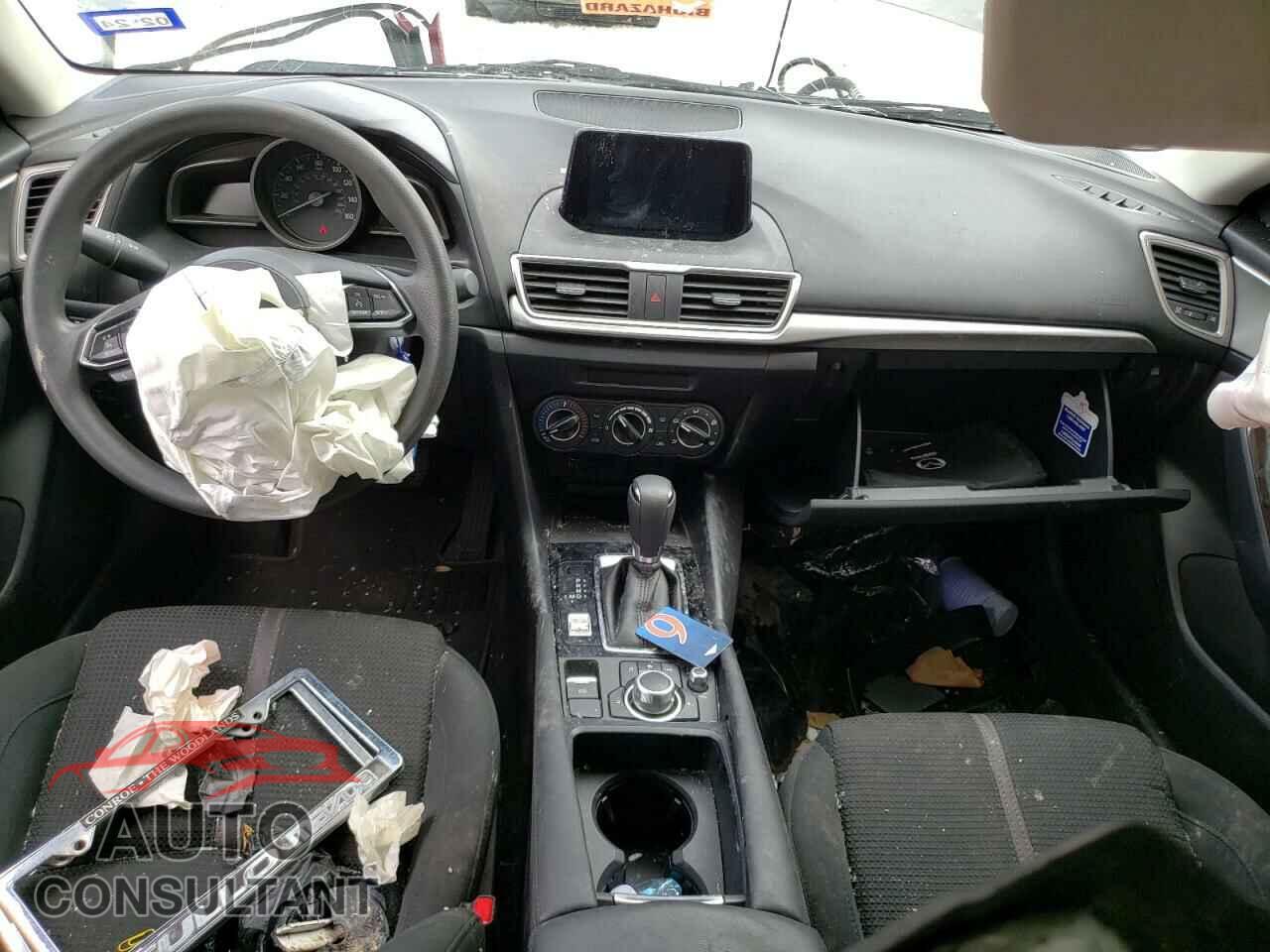 MAZDA 3 2017 - 3MZBN1U74HM107517
