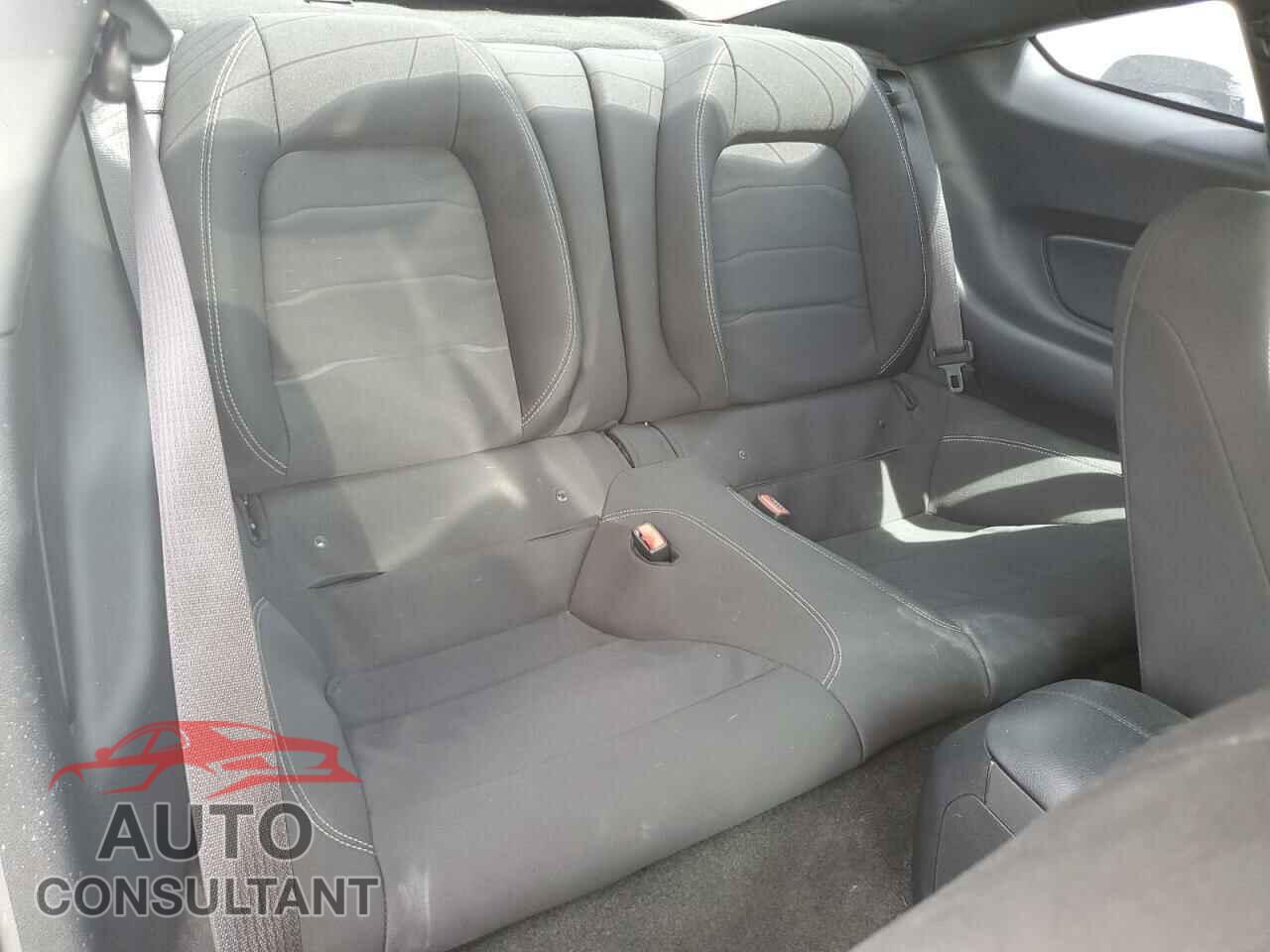 FORD MUSTANG 2016 - 1FA6P8CF0G5326551