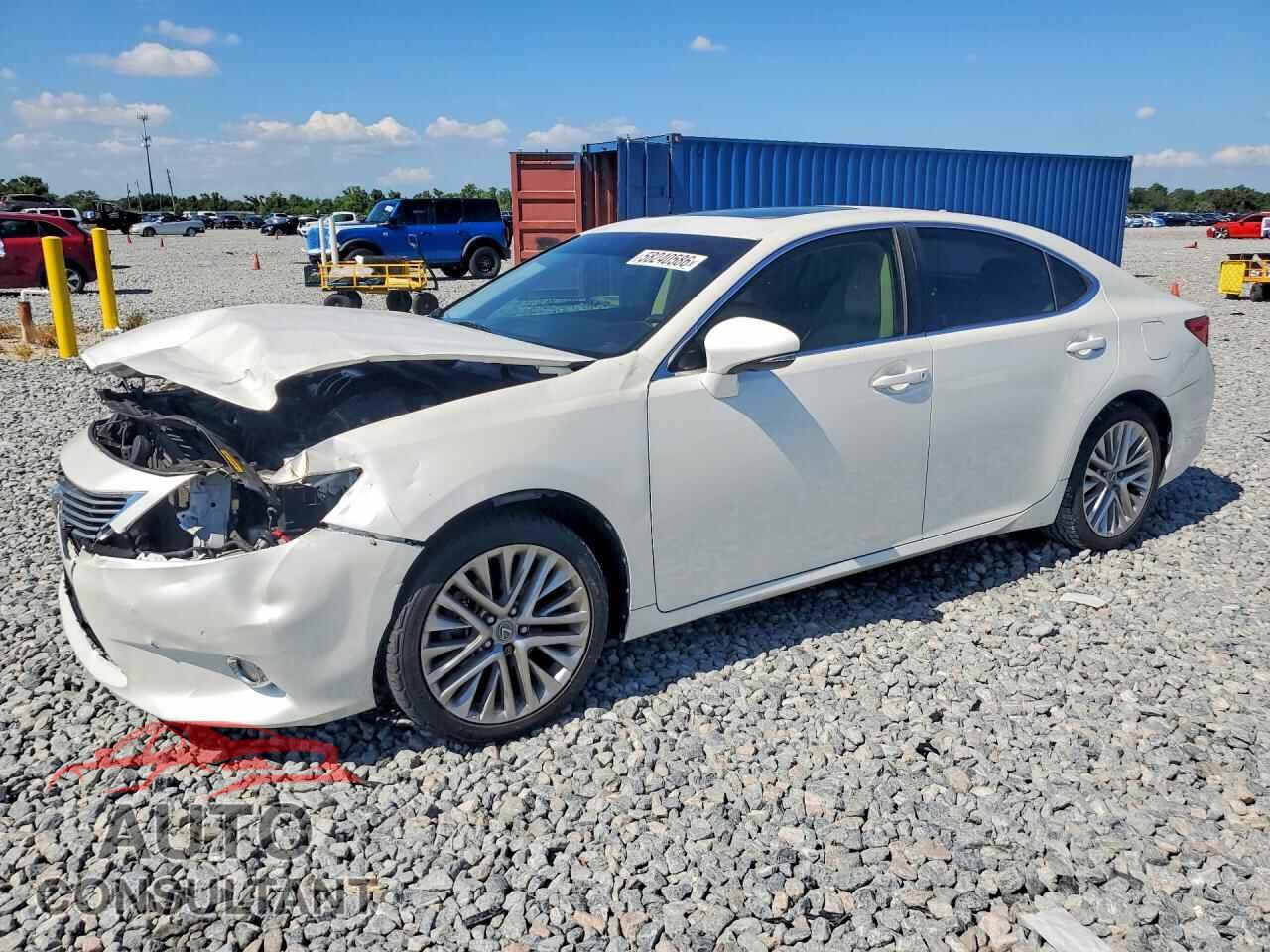 LEXUS ES350 2013 - JTHBK1GG8D2015107
