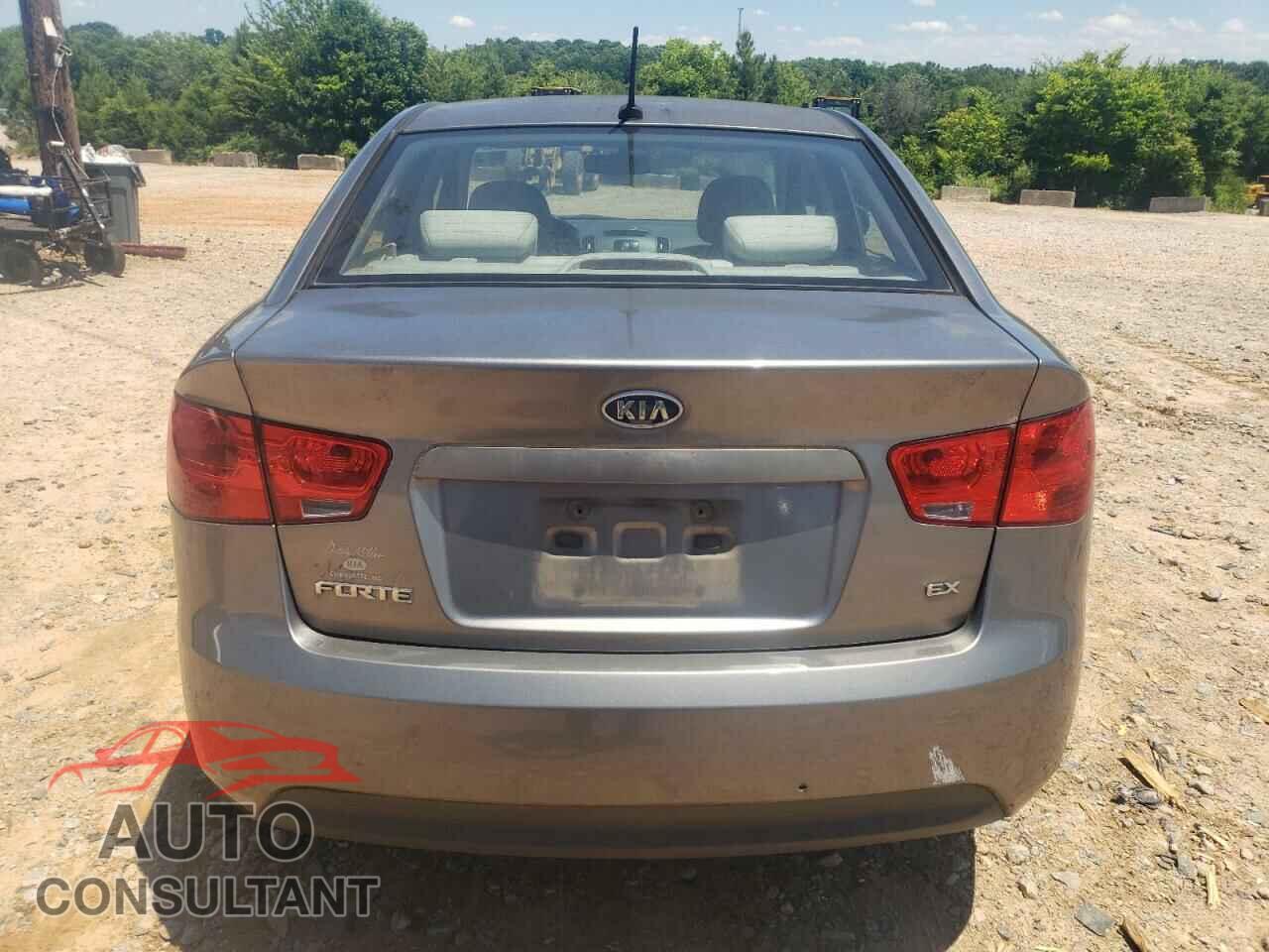 KIA FORTE 2011 - KNAFU4A28B5891972