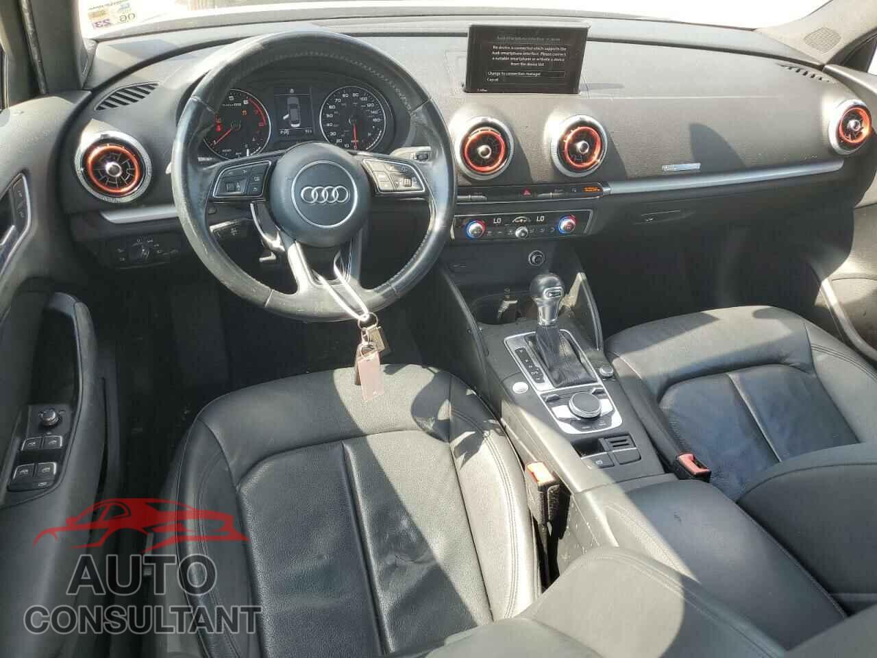 AUDI A3 2017 - WAUAUGFFXH1049030