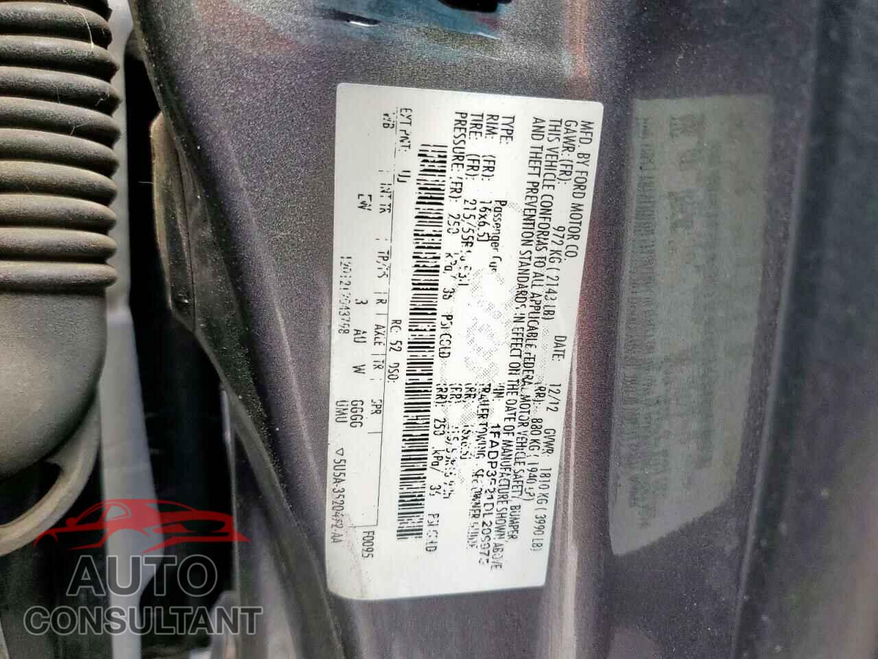 FORD FOCUS 2013 - 1FADP3F21DL209975