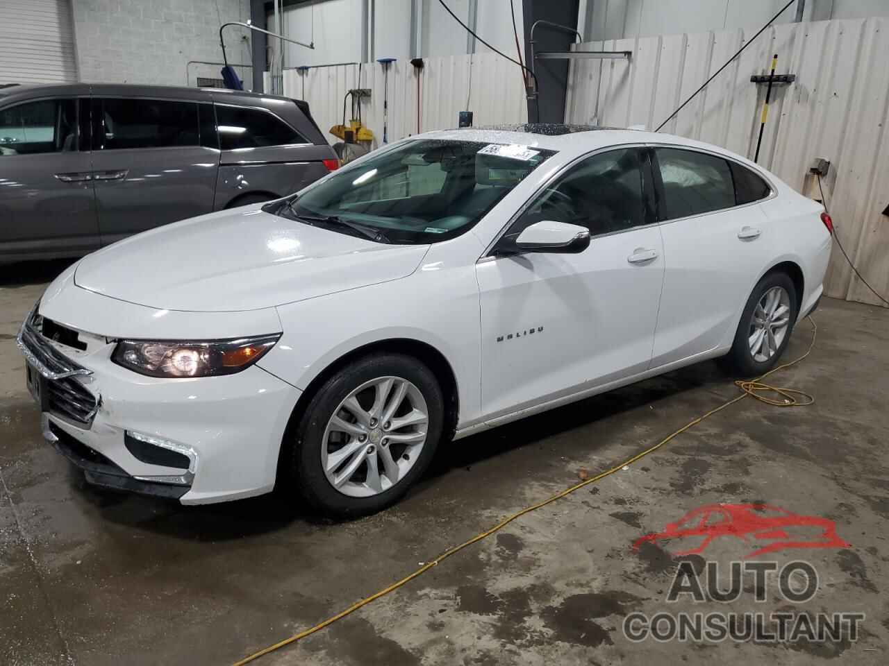 CHEVROLET MALIBU 2018 - 1G1ZD5STXJF236193
