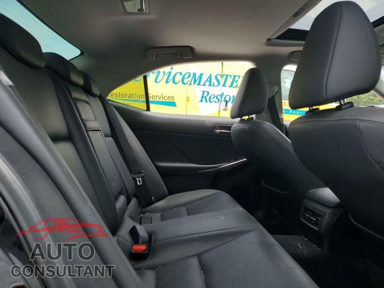 LEXUS IS 2014 - JTHBF1D2XE5011525