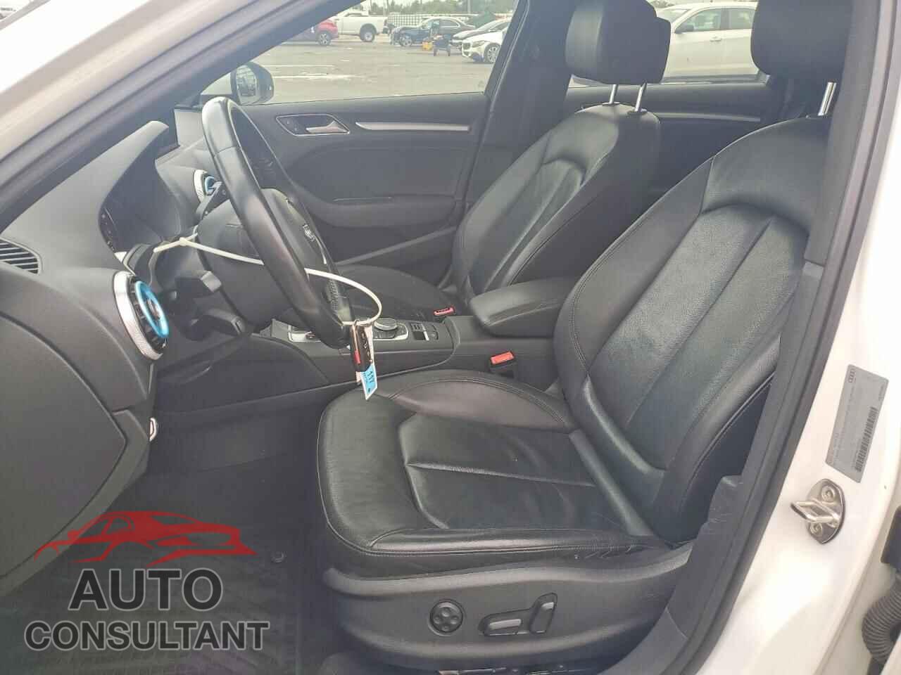 AUDI A3 2016 - WAUB8GFF6G1102359