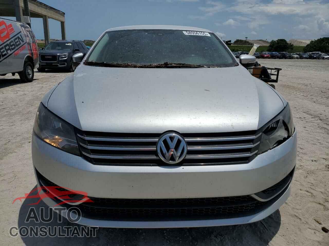 VOLKSWAGEN PASSAT 2015 - 1VWAT7A37FC005505