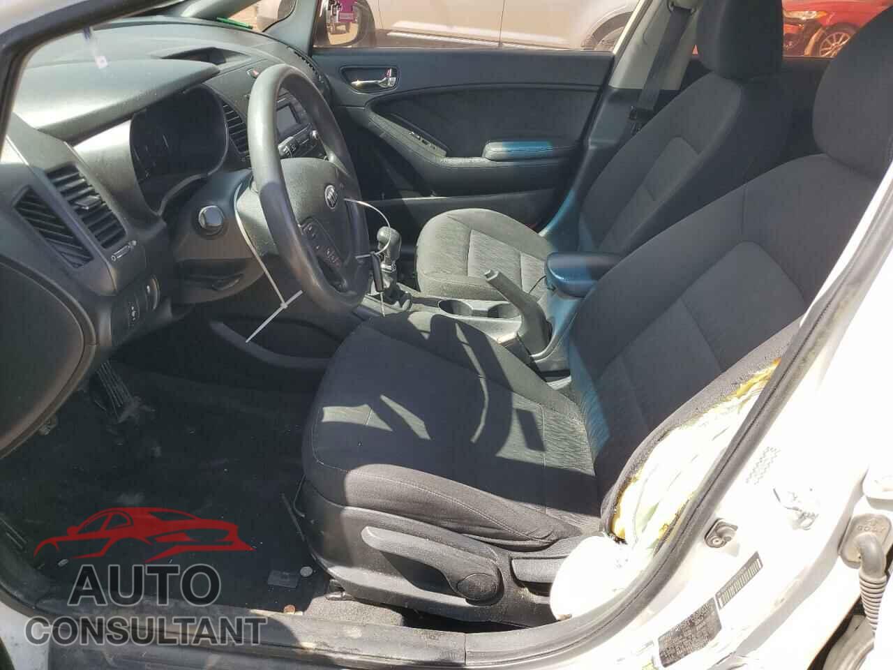 KIA FORTE 2016 - KNAFK4A67G5593364