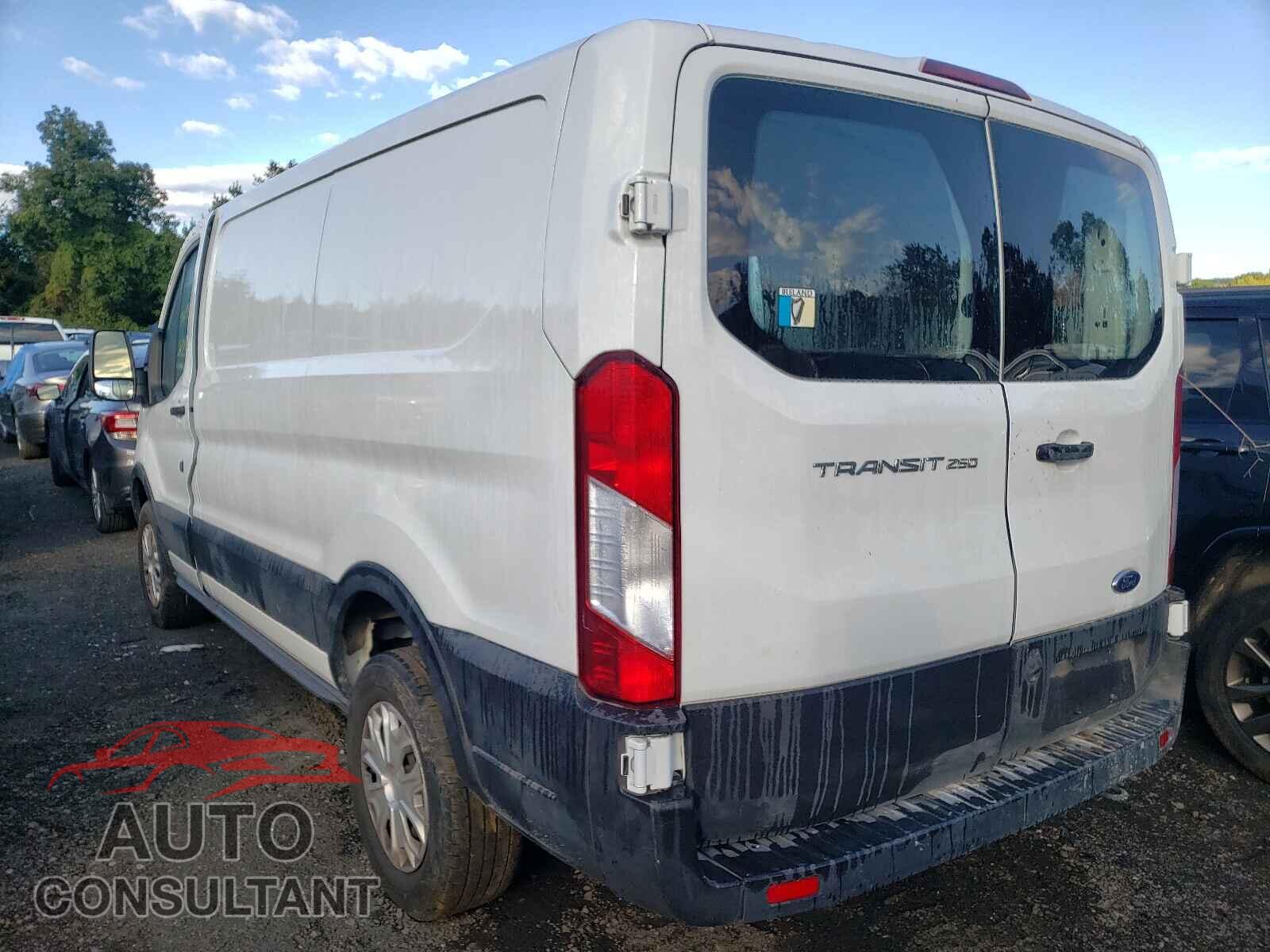 FORD TRANSIT CO 2019 - 1FTYR1YM7KKB35098