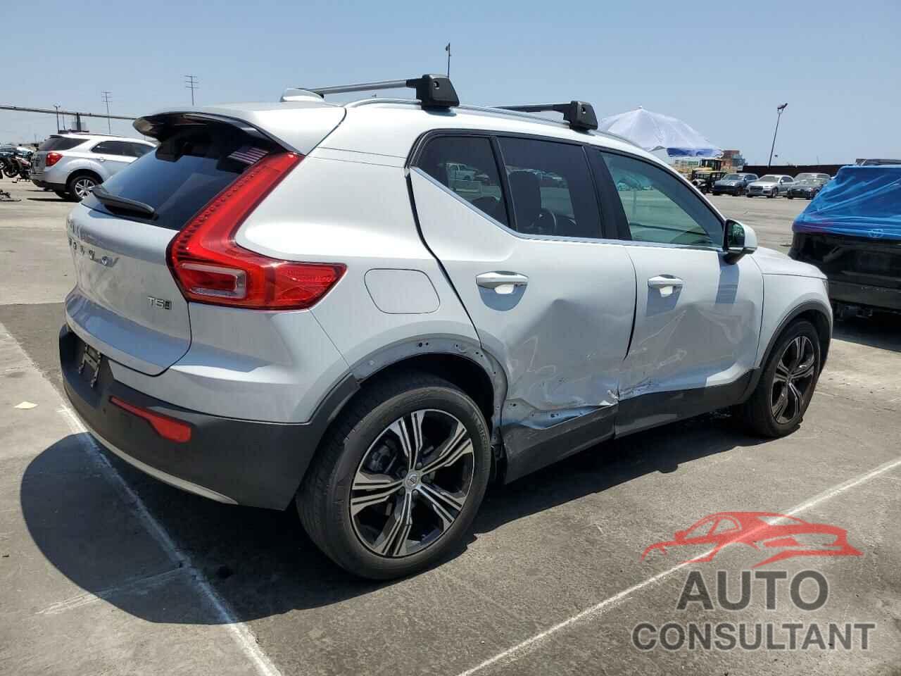 VOLVO XC40 2021 - YV4162UL5M2564818