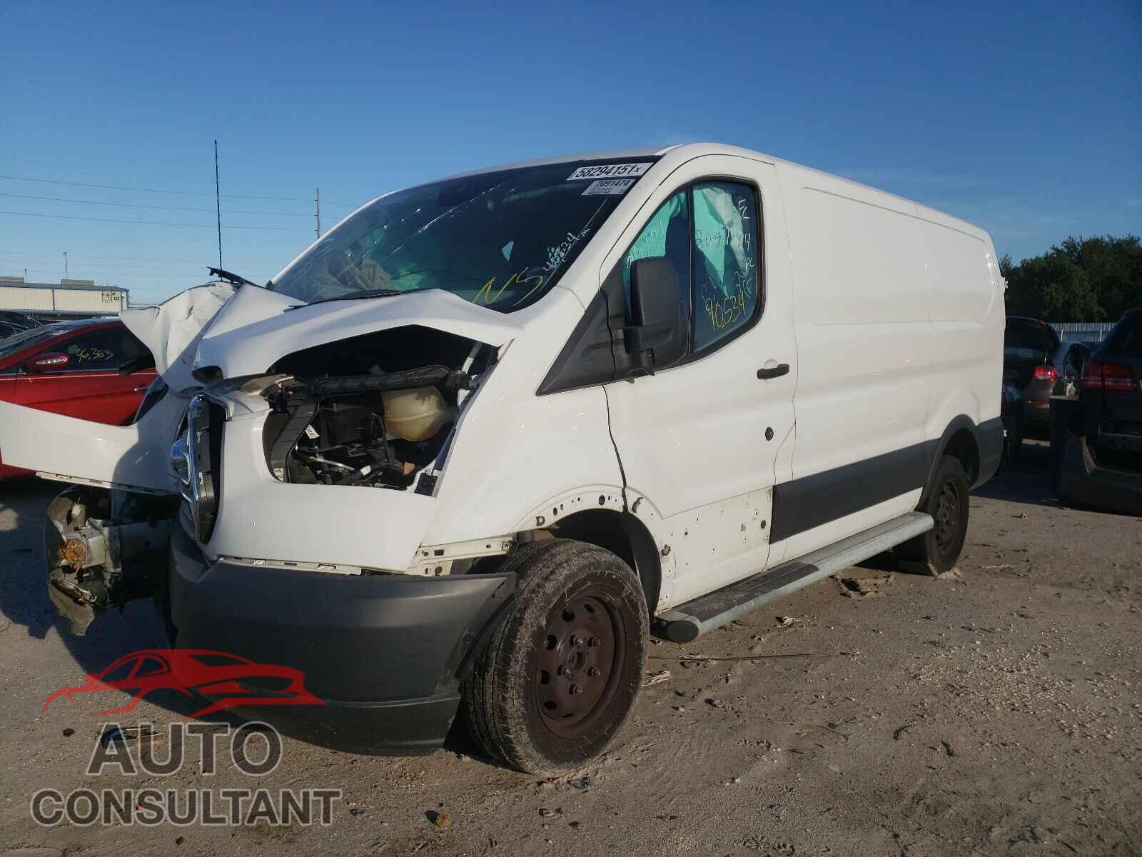 FORD TRANSIT CO 2018 - 1FTYR1YM8JKB26327