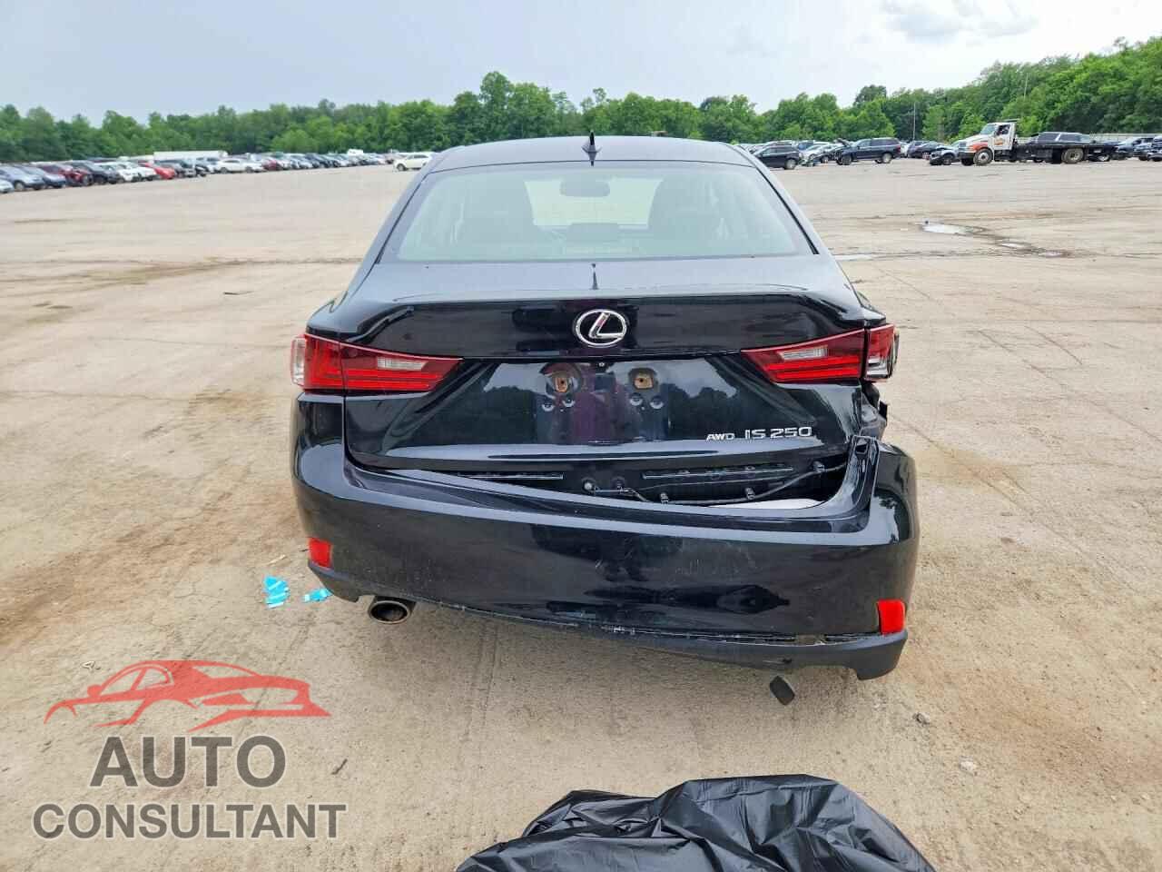 LEXUS IS 2015 - JTHCF1D20F5029263