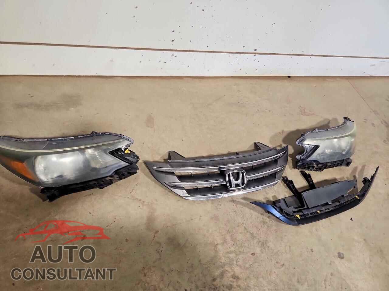 HONDA CRV 2014 - 5J6RM4H52EL114780