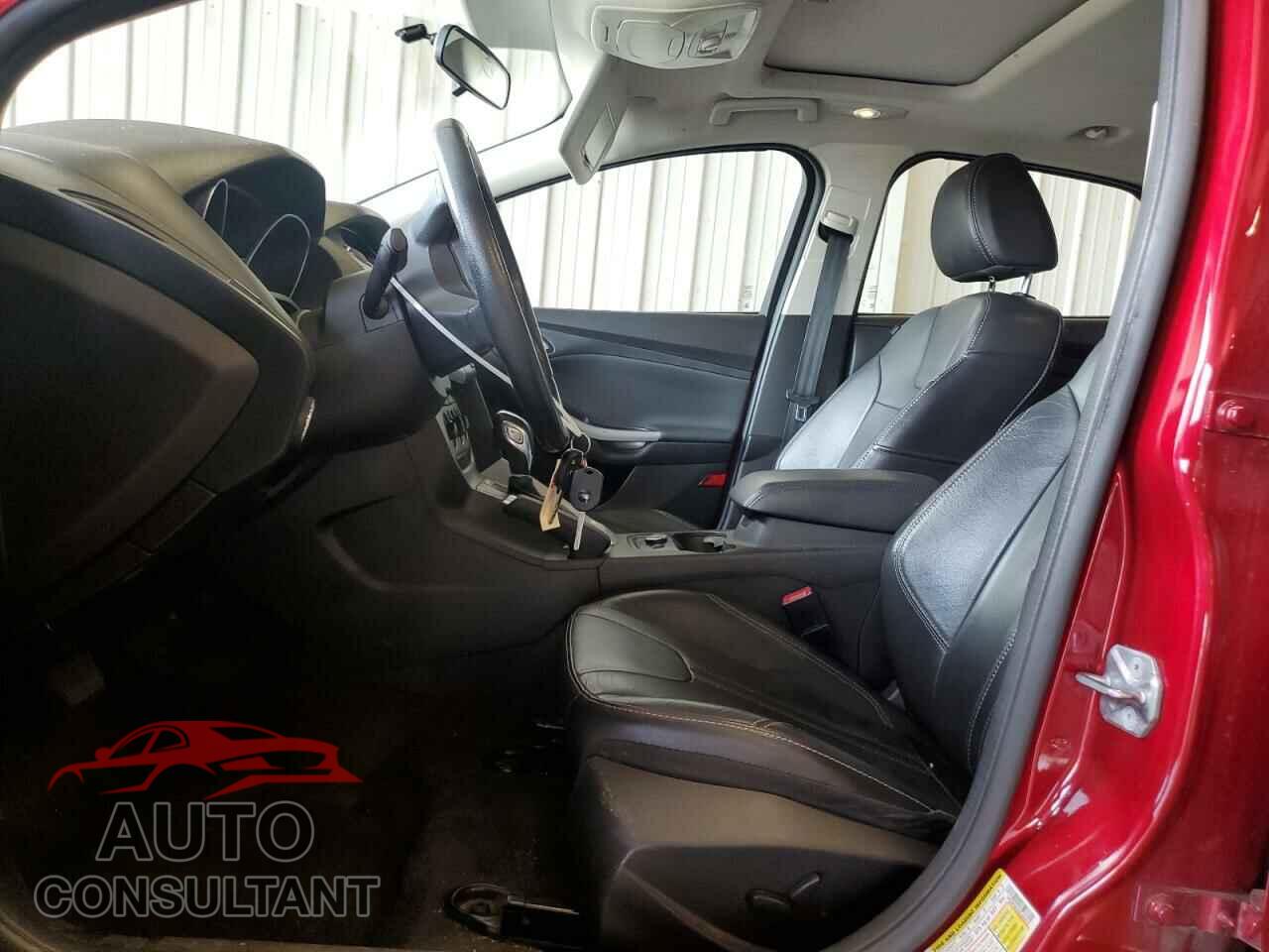 FORD FOCUS 2014 - 1FADP3K2XEL383874
