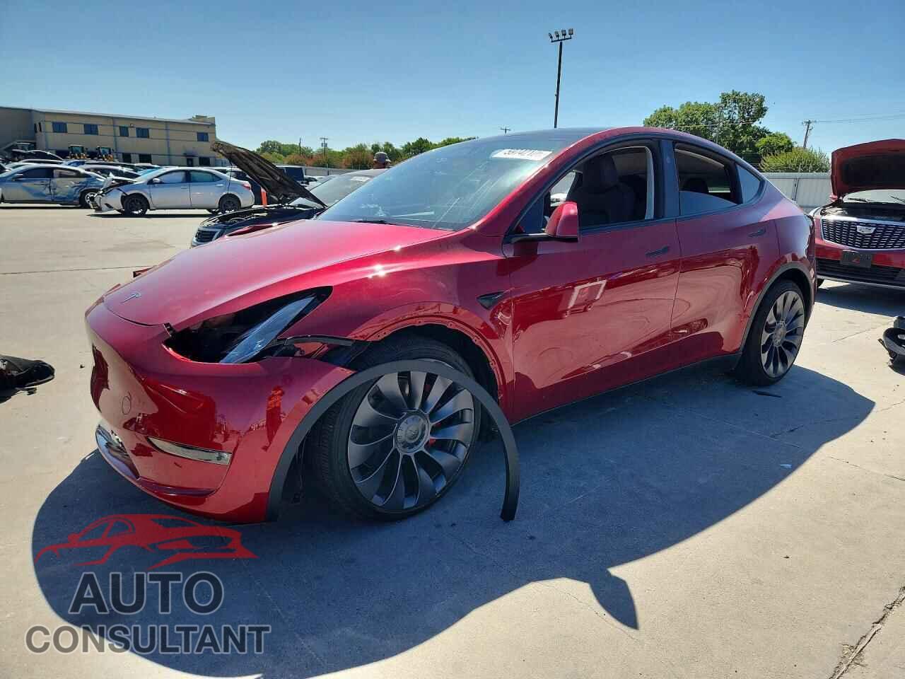 TESLA MODEL Y 2025 - 7SAYGDEF6SA374569