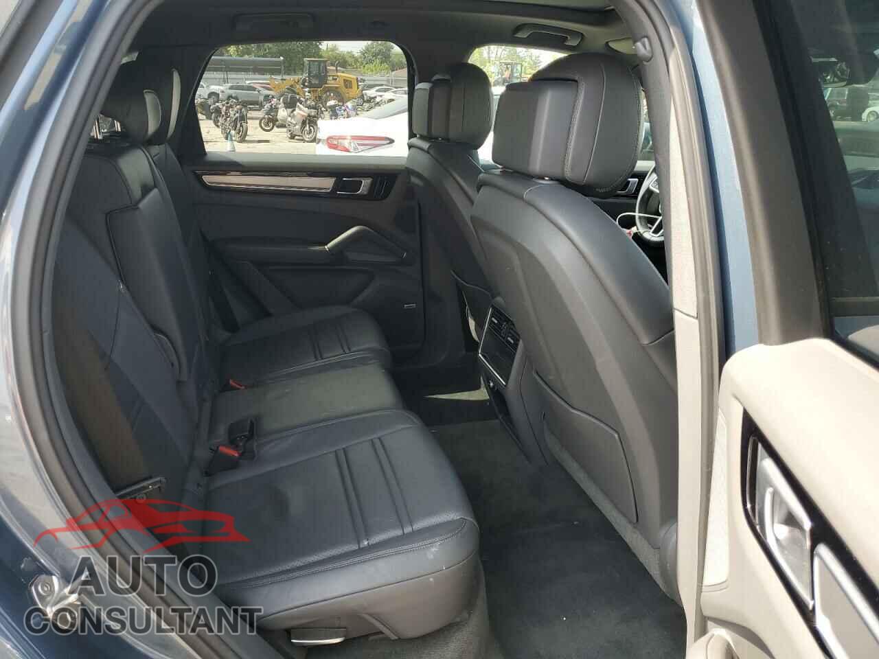 PORSCHE CAYENNE 2019 - WP1AA2AY1KDA16669
