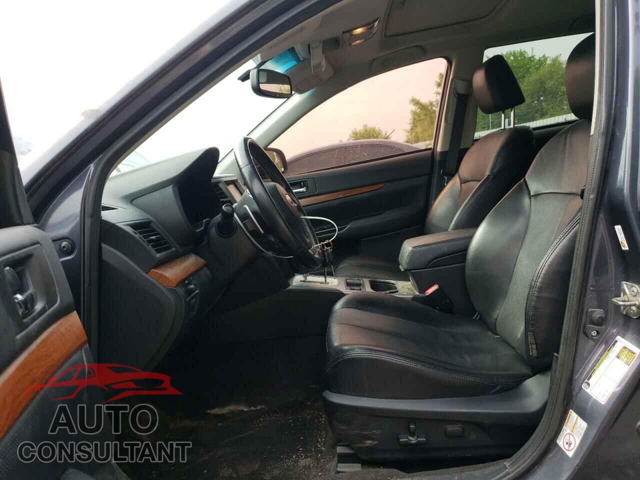 SUBARU OUTBACK 2014 - 4S4BRJMC4E2313701