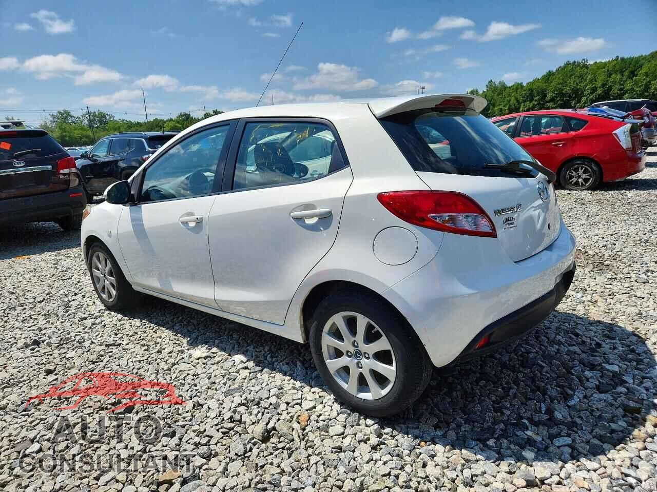 MAZDA 2 2013 - JM1DE1LZ1D0165578