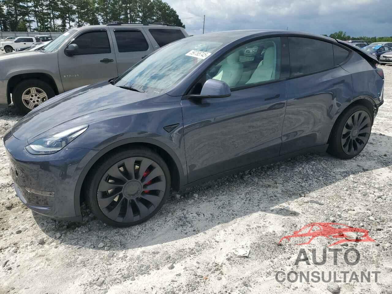TESLA MODEL Y 2021 - 5YJYGDEF6MF246660