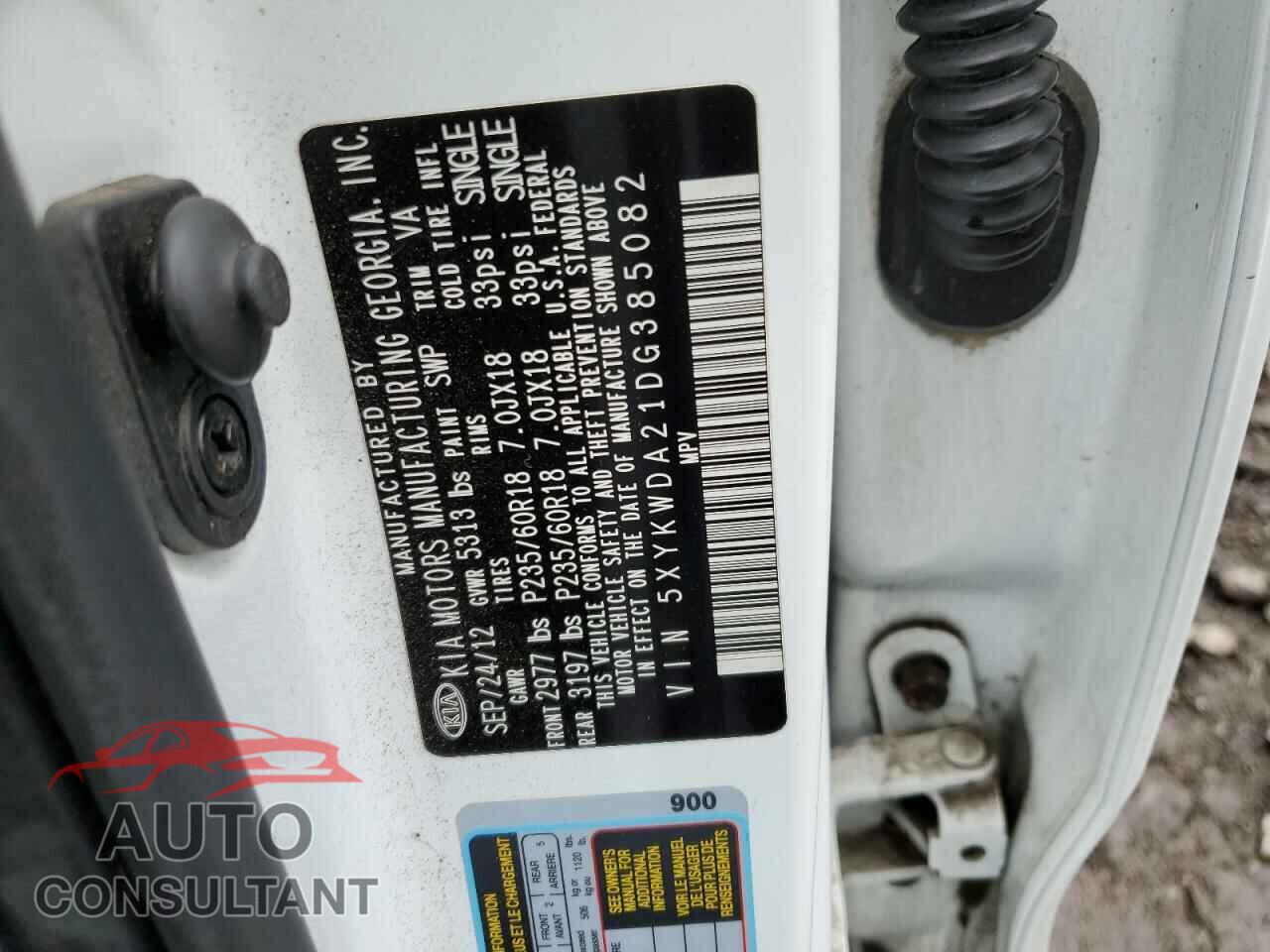 KIA SORENTO 2013 - 5XYKWDA21DG385082