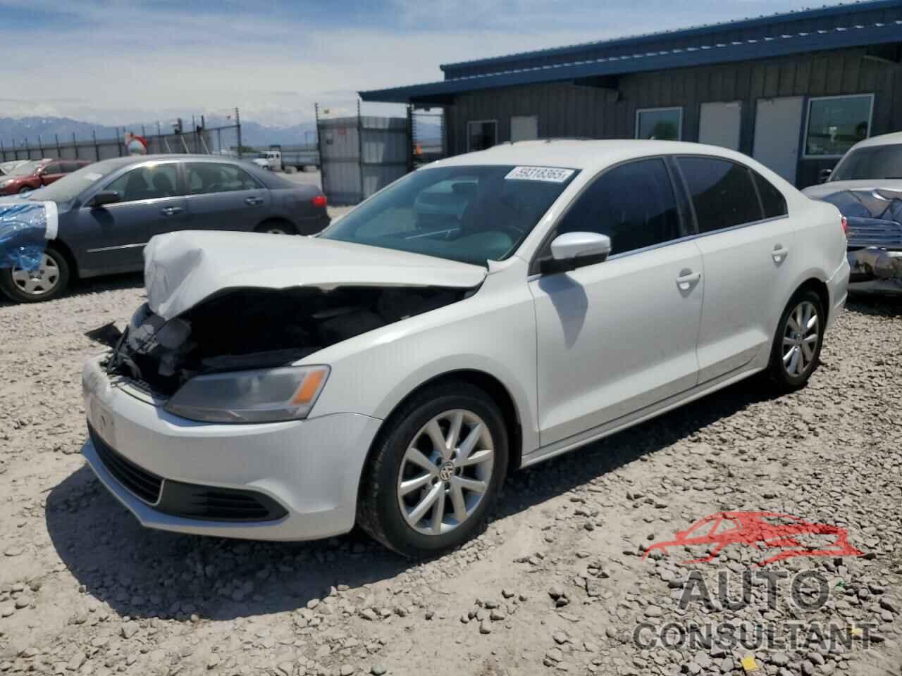 VOLKSWAGEN JETTA 2013 - 3VWDX7AJ8DM255685
