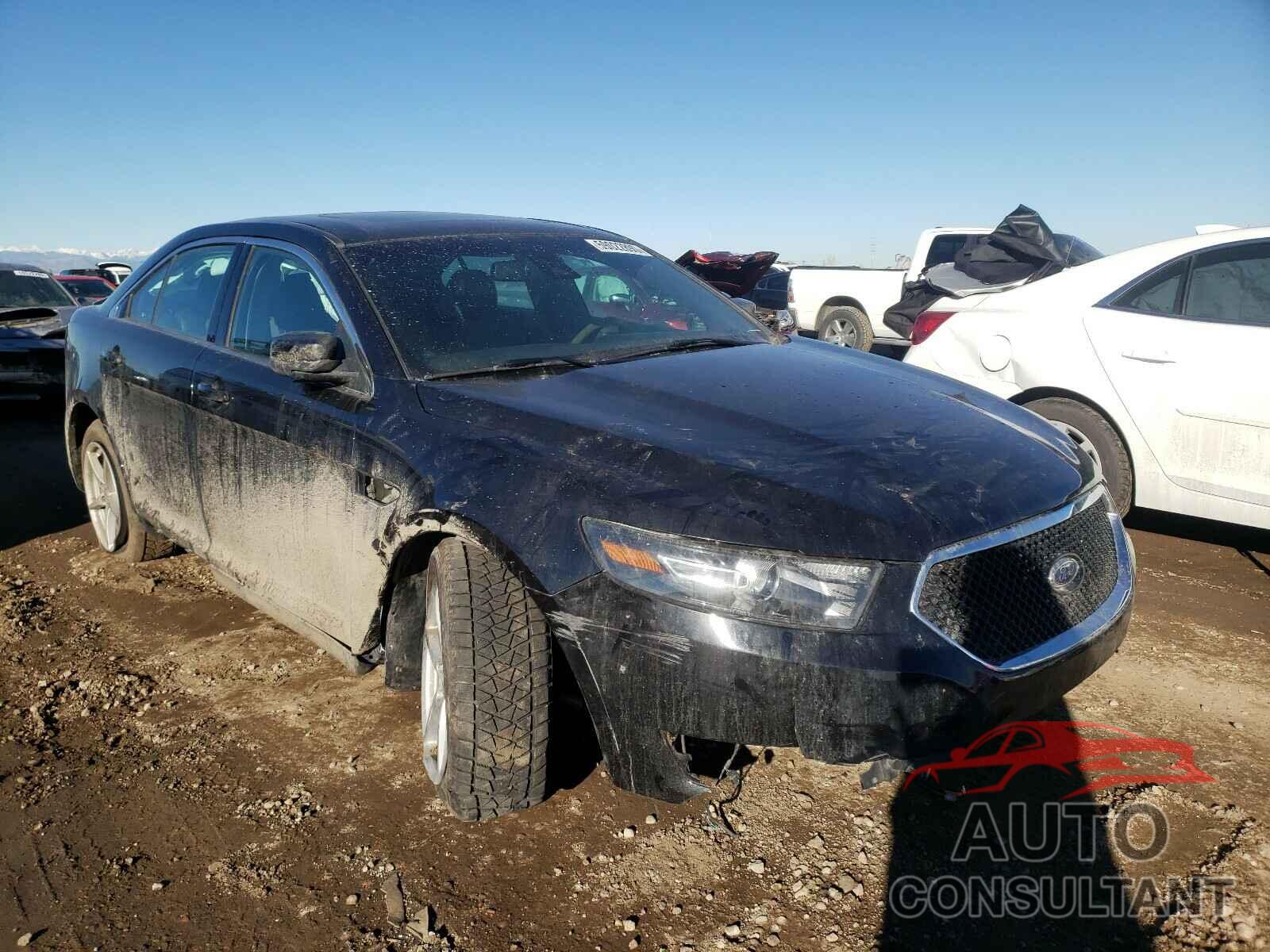 FORD TAURUS 2019 - 1FAHP2KT0KG101086