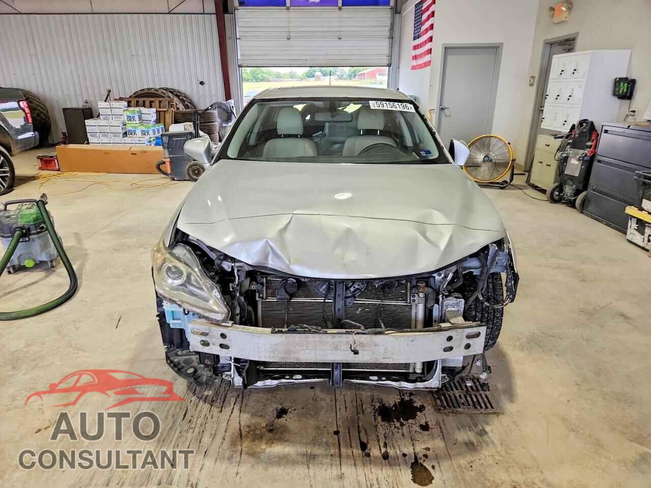 LEXUS CT 200 2011 - JTHKD5BH7B2019972